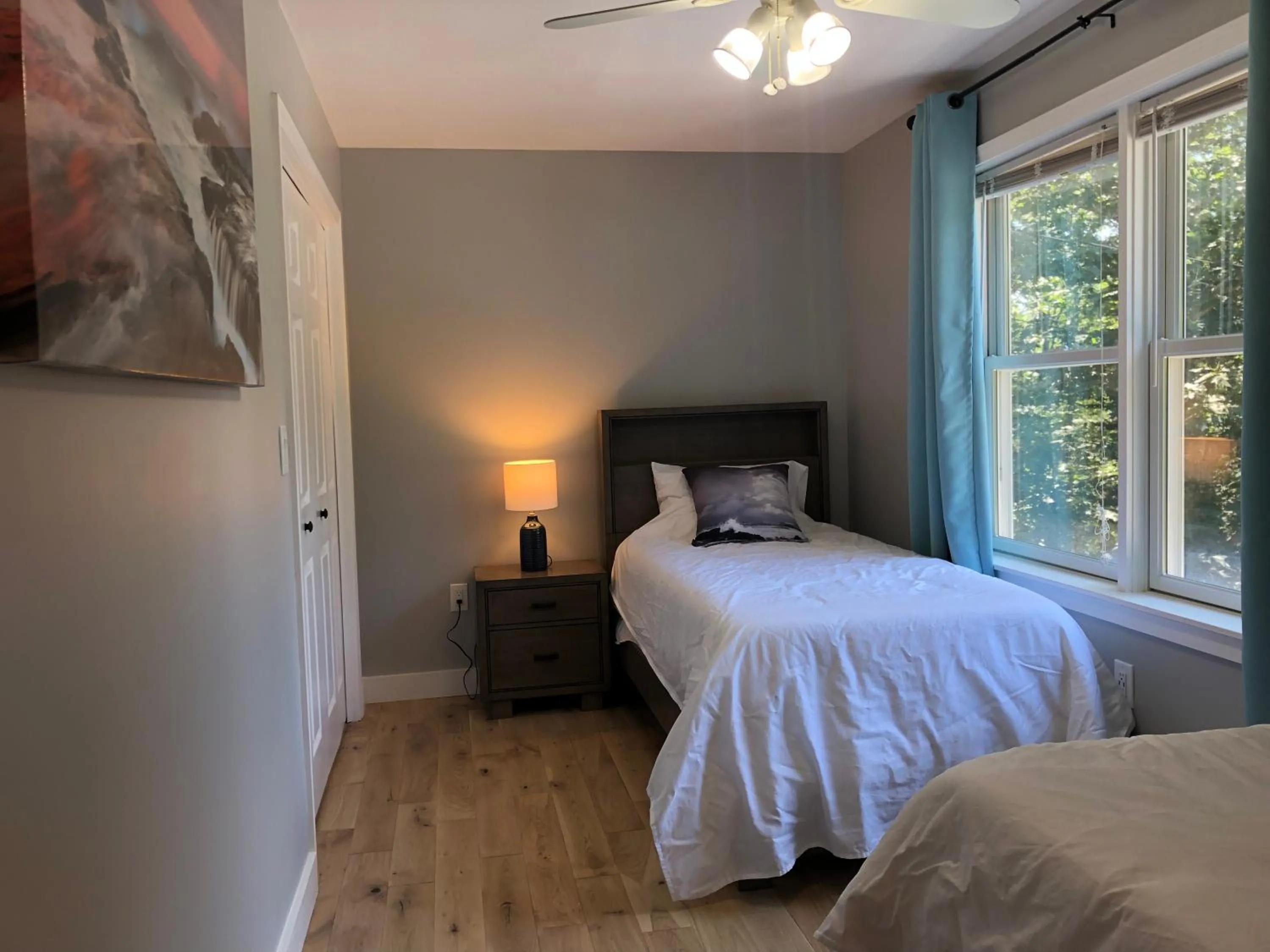 Bedroom, Bed in The Mighty Oaks Retreat,modern house Bar Harbor Acadia MDI