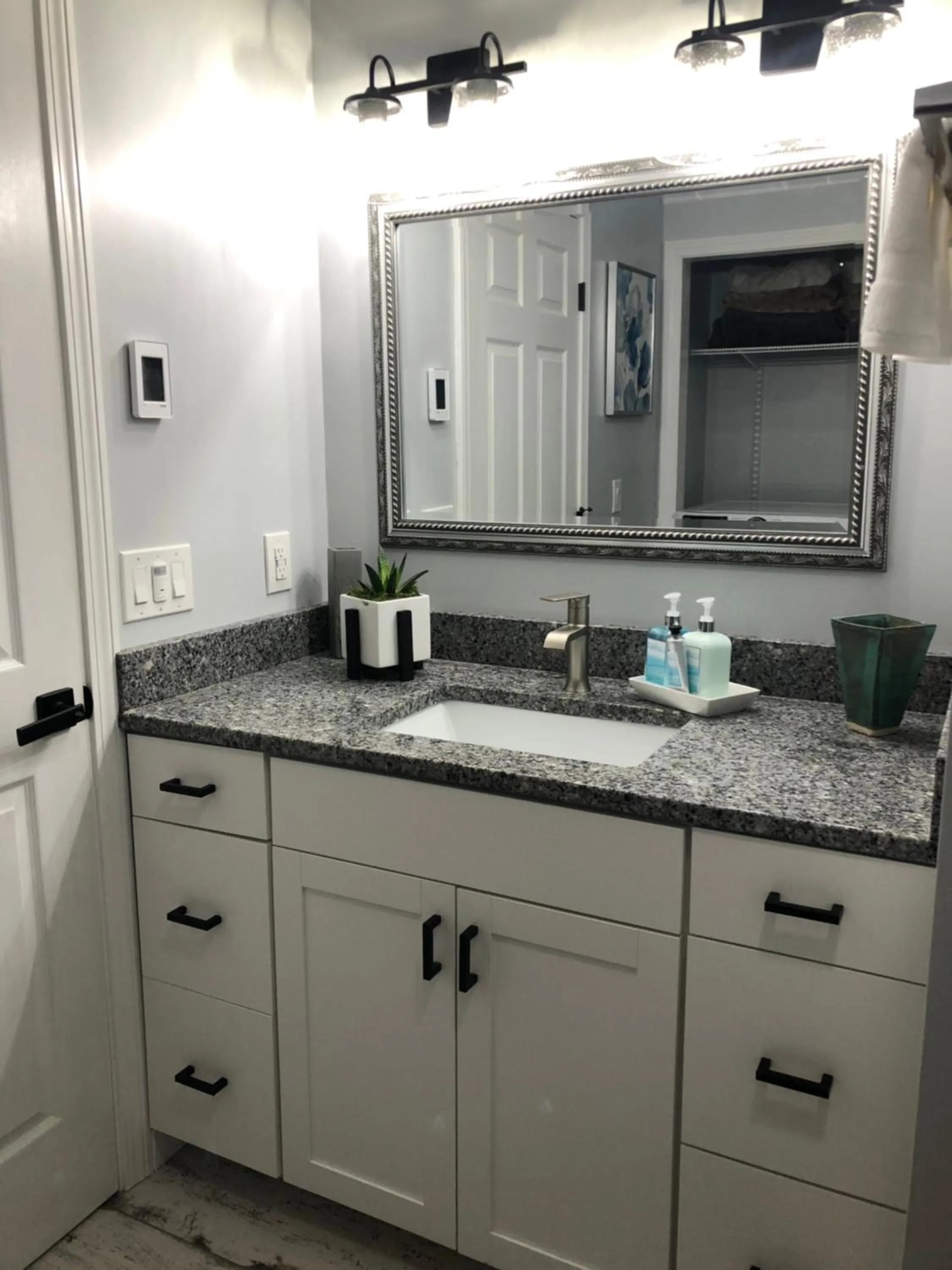 Bathroom in The Mighty Oaks Retreat,modern house Bar Harbor Acadia MDI