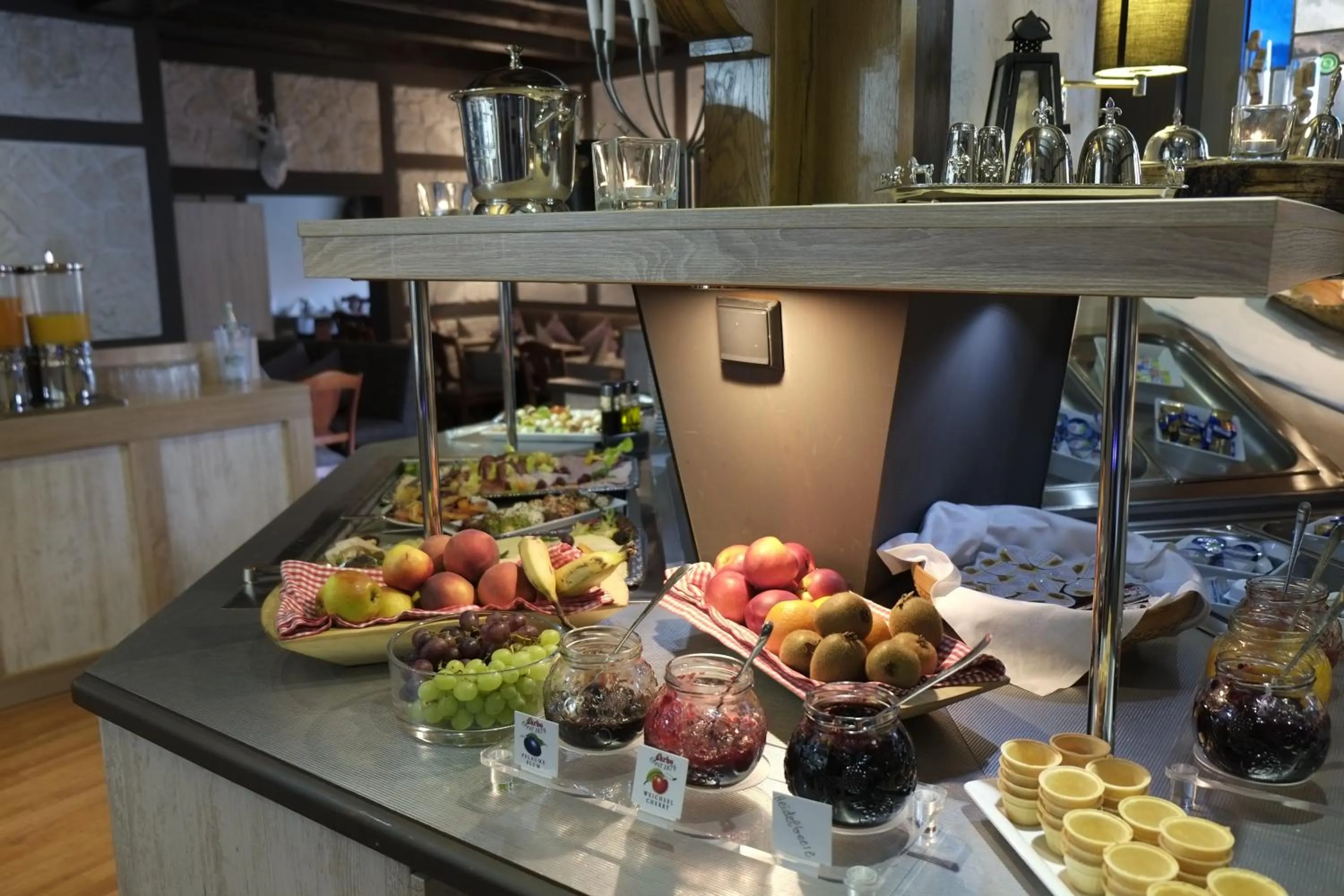 Food in Hotel Brunnenhof International