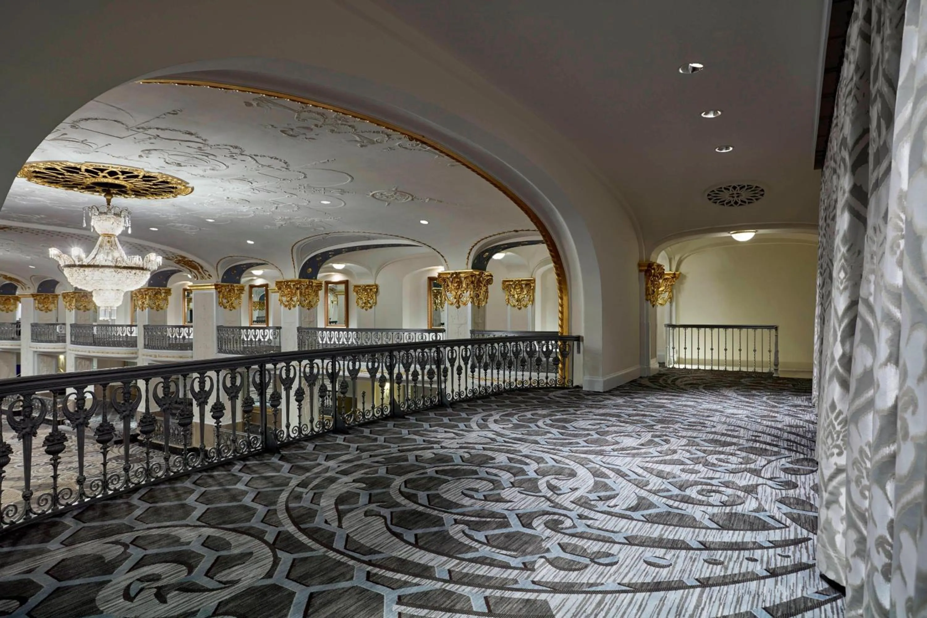 Meeting/conference room in The Mayflower Hotel, Autograph Collection