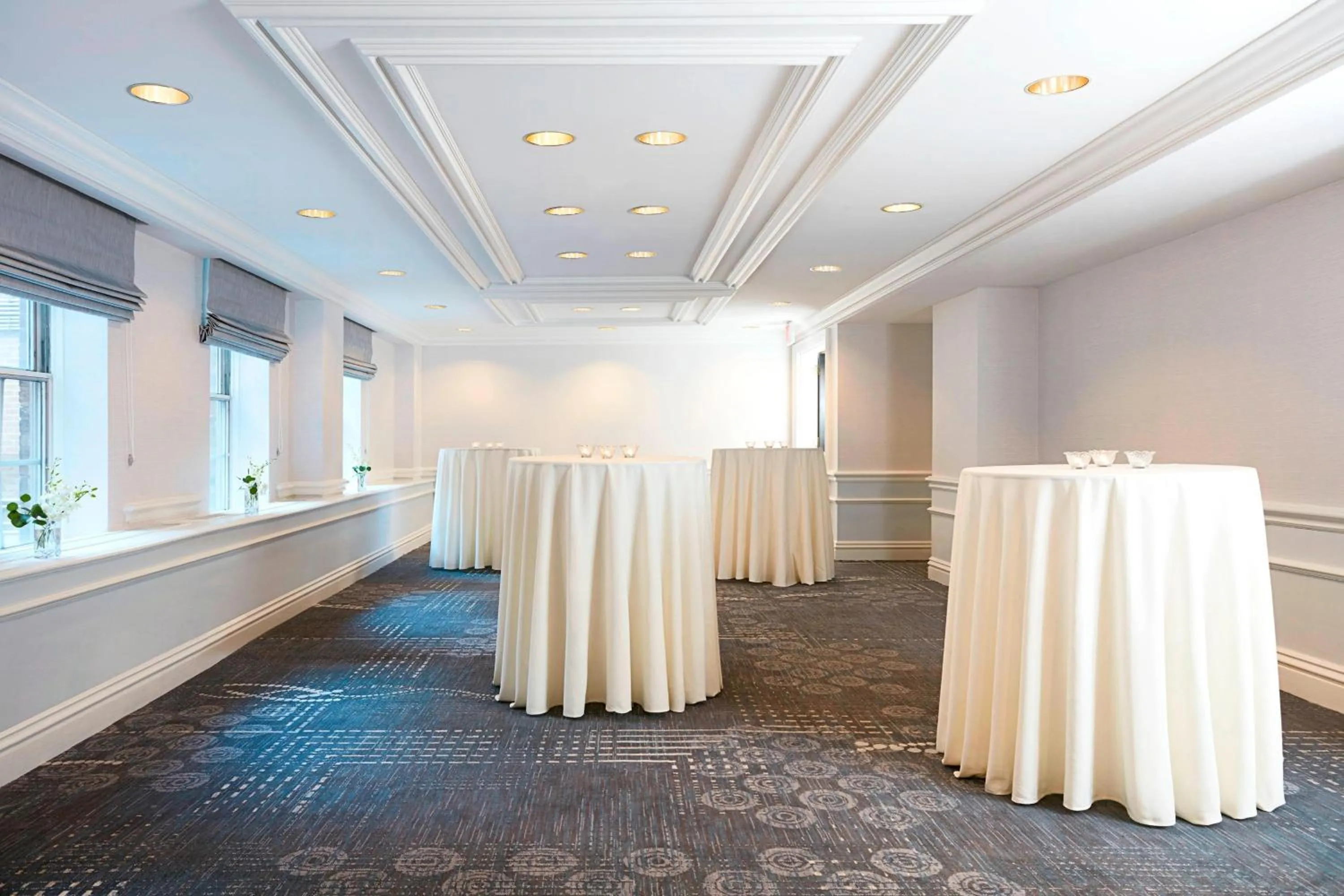 Meeting/conference room in The Mayflower Hotel, Autograph Collection