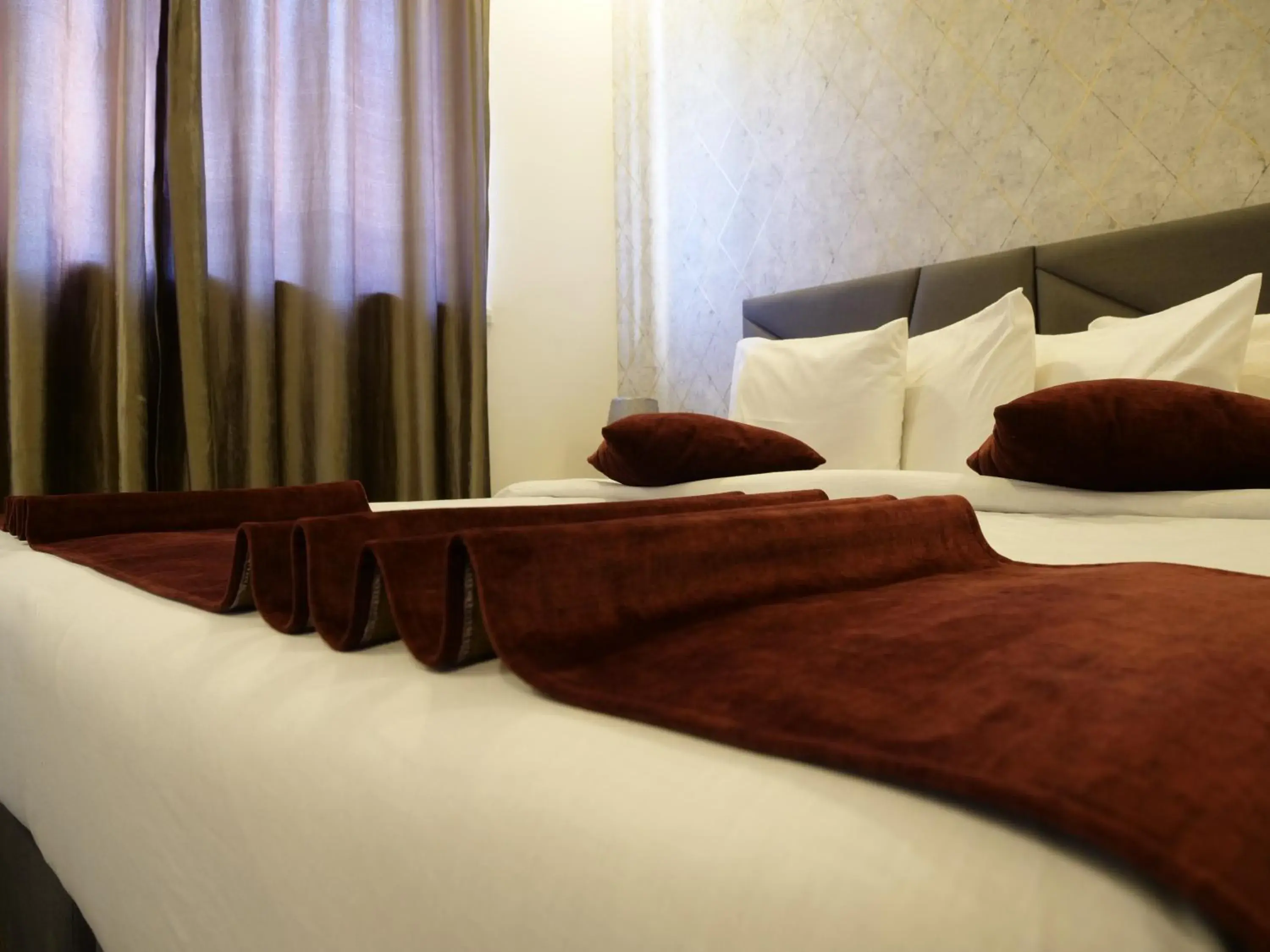 Double Room - single occupancy in Twins Downtown Hotel Double Room - single occupancy in Twins Downtown Hotel