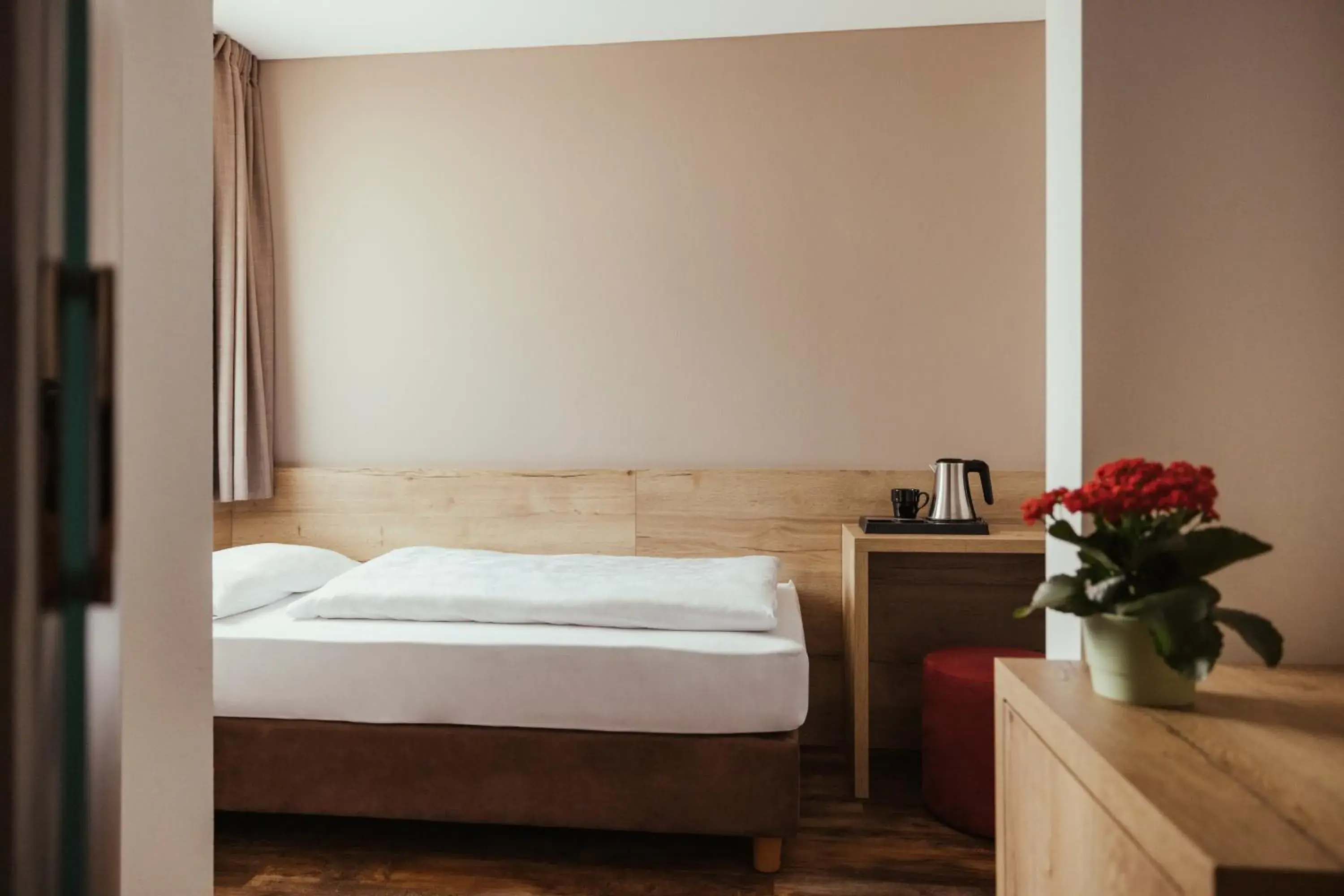 Single Room with Mountain View in Hotel Leonhard Single Room with Mountain View in Hotel Leonhard