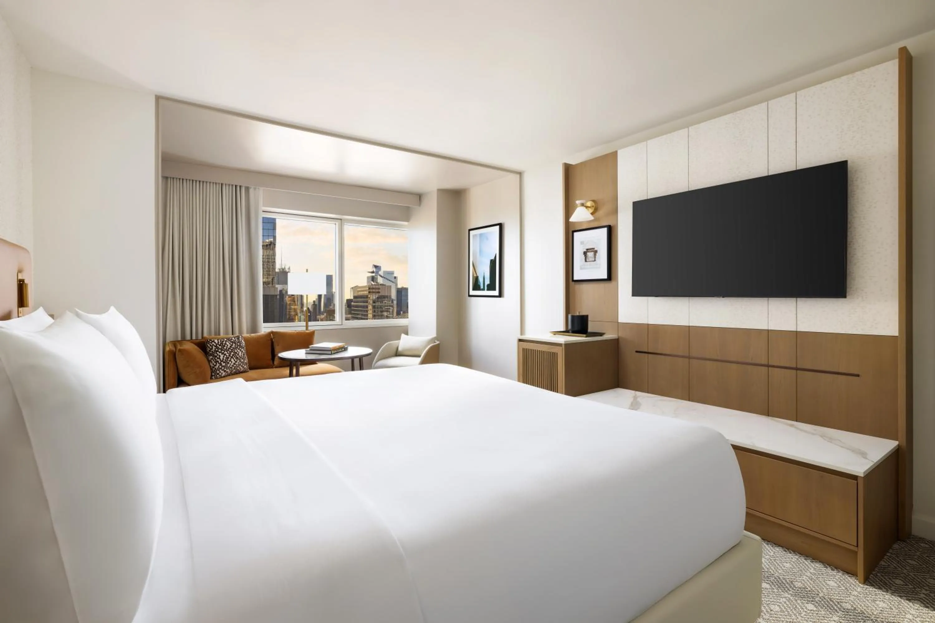 Photo of the whole room, Bed in Hyatt Regency Times Square