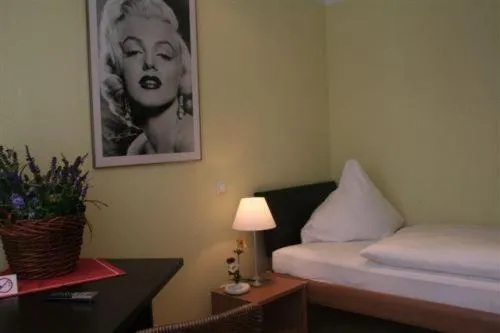 Decorative detail, Bed in Gasthof Wimmer Weissbräu