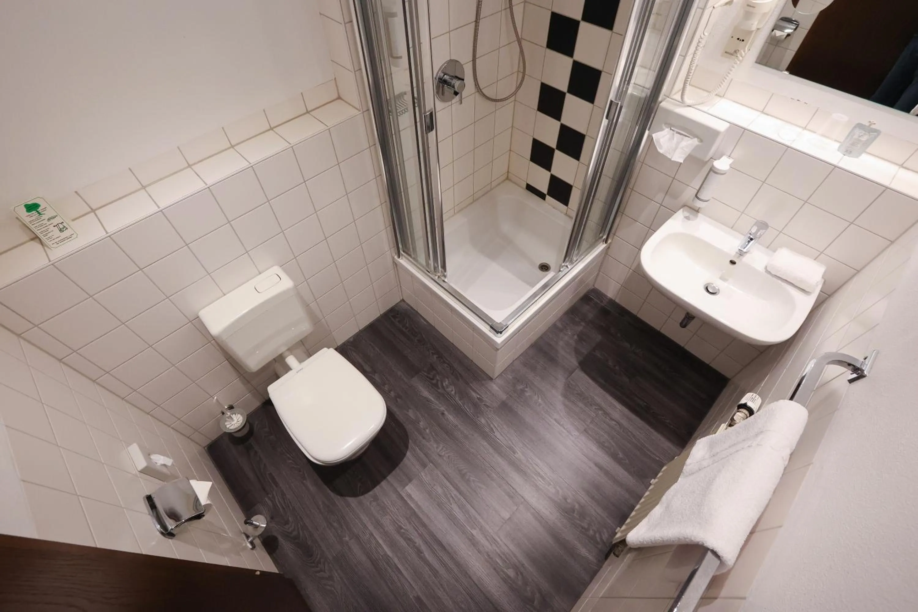 Shower in Arthotel ANA Flair