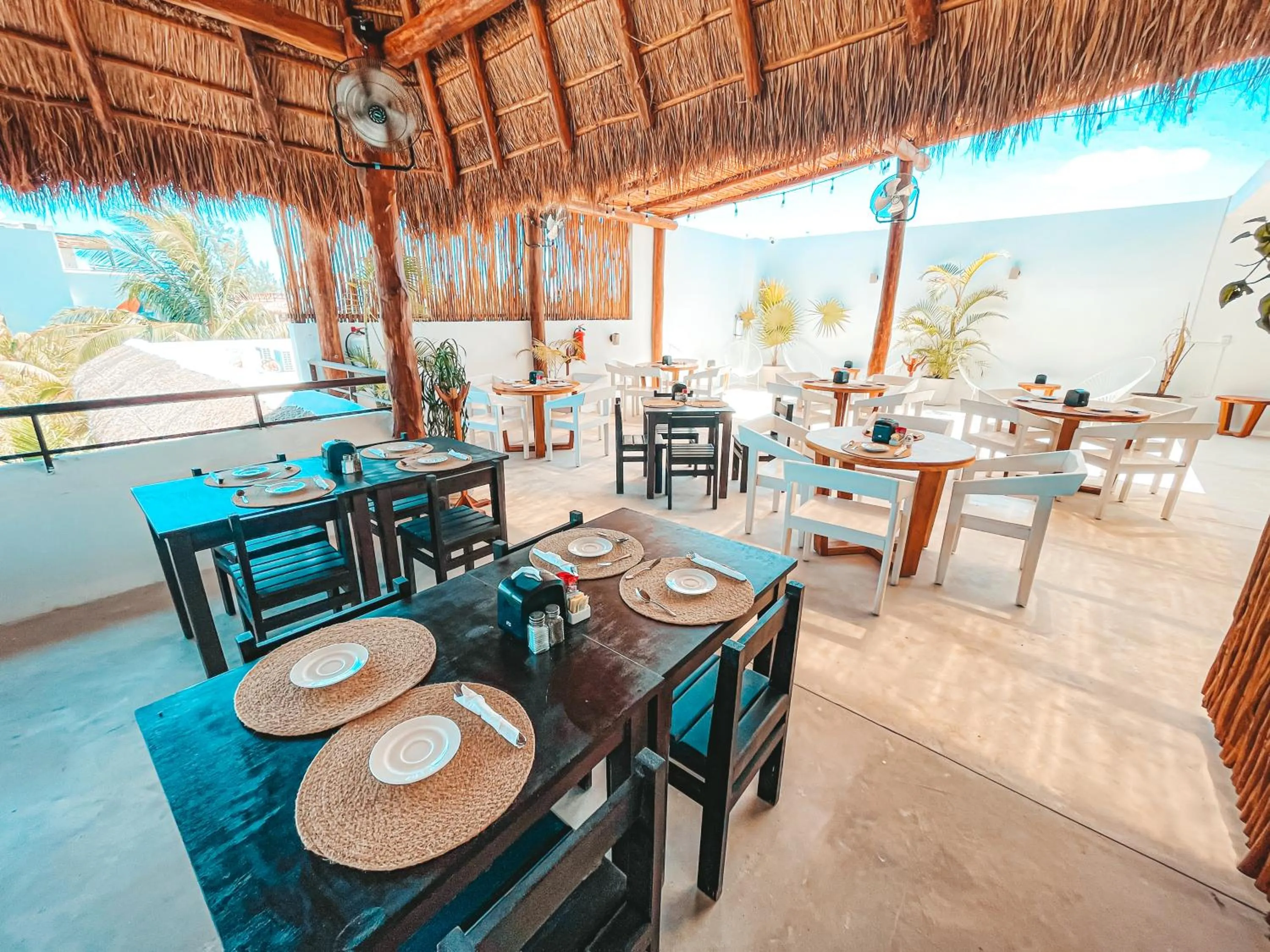 Restaurant/places to eat in Hotel Boutique Naj Casa Holbox