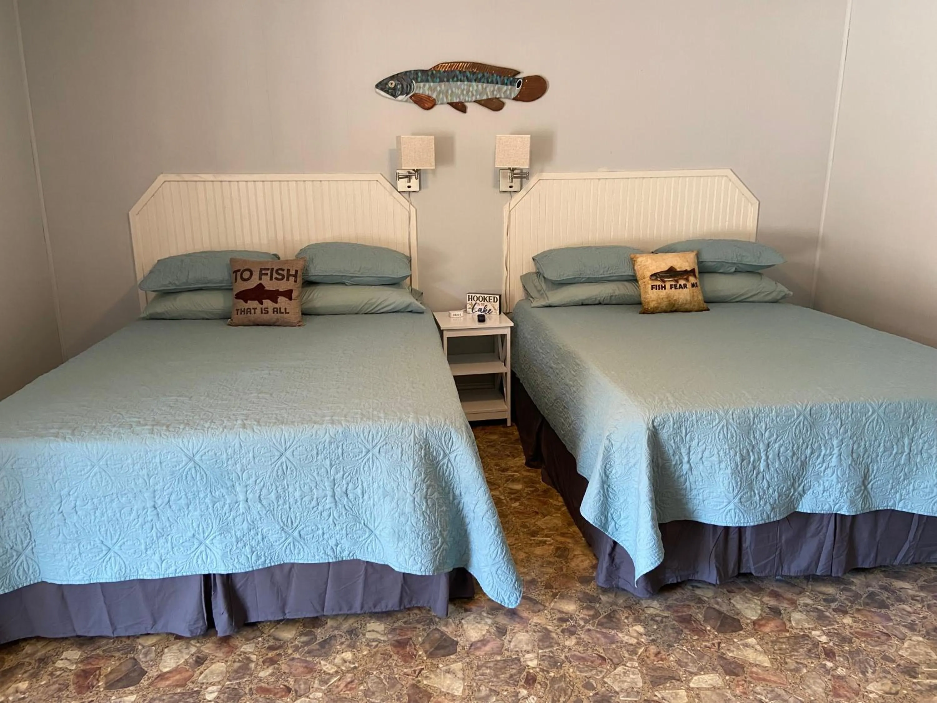 Bed in Reel Inn and Lodge