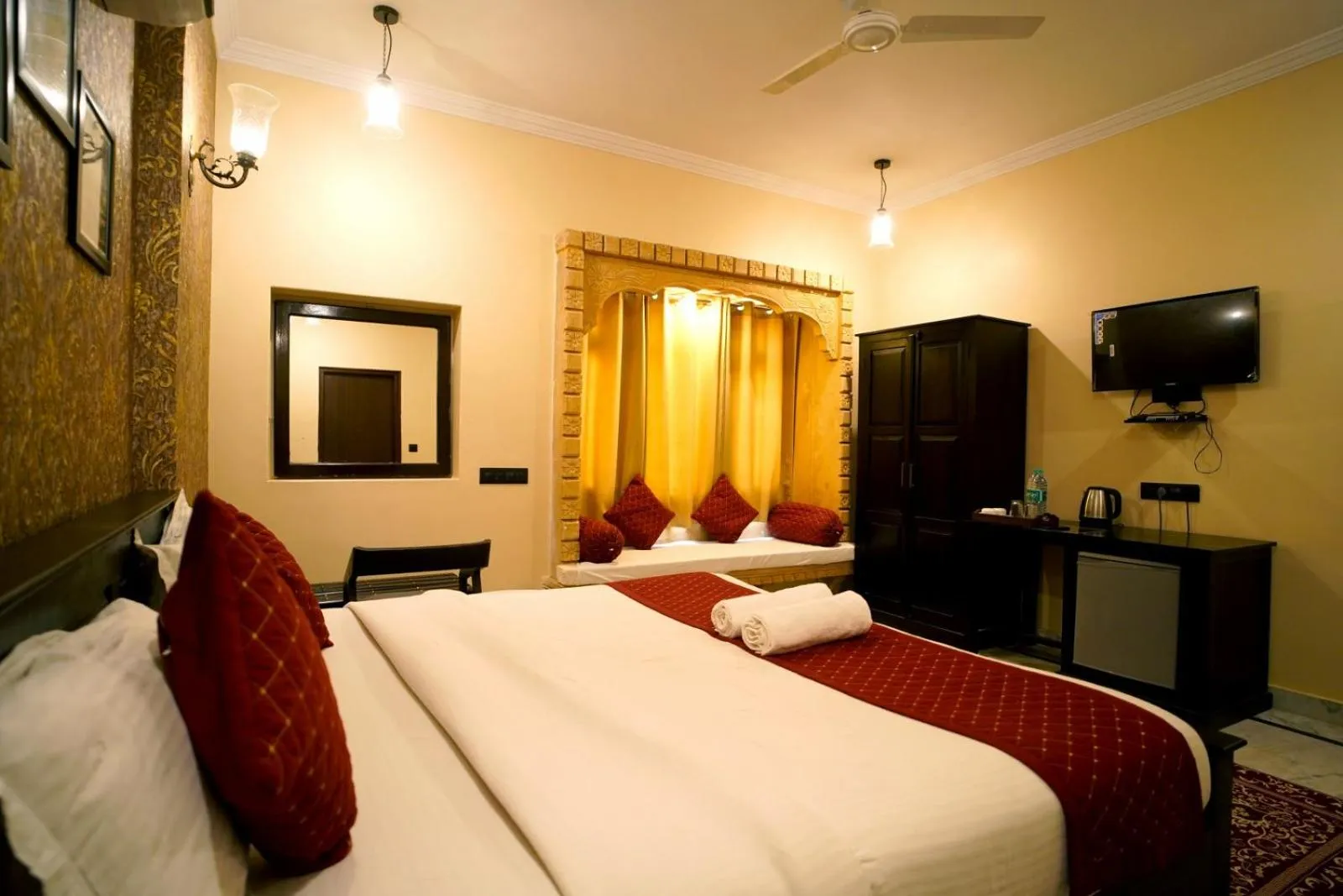 Bed in Hotel Vasshifa Palace