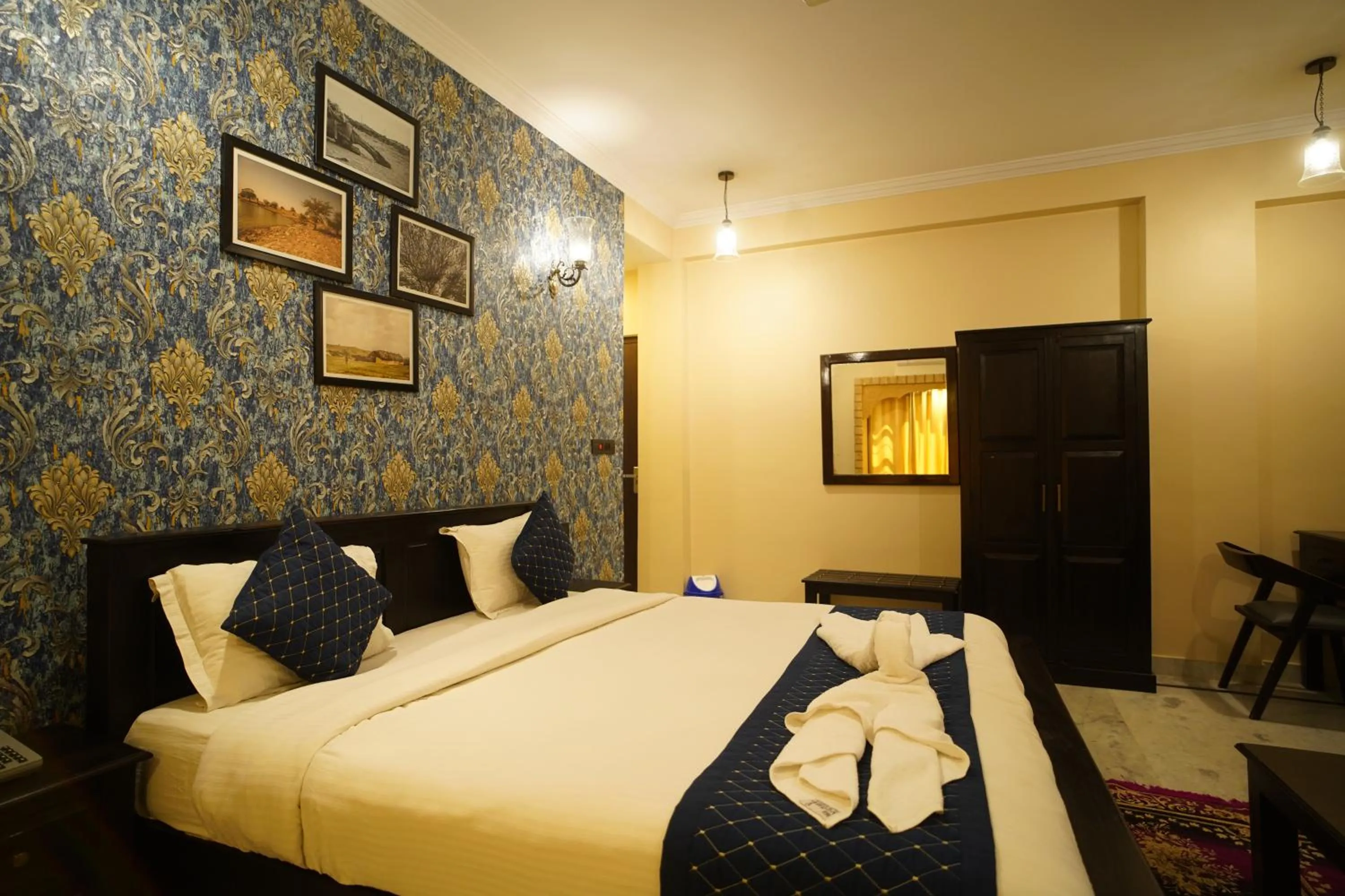 Bed in Hotel Vasshifa Palace