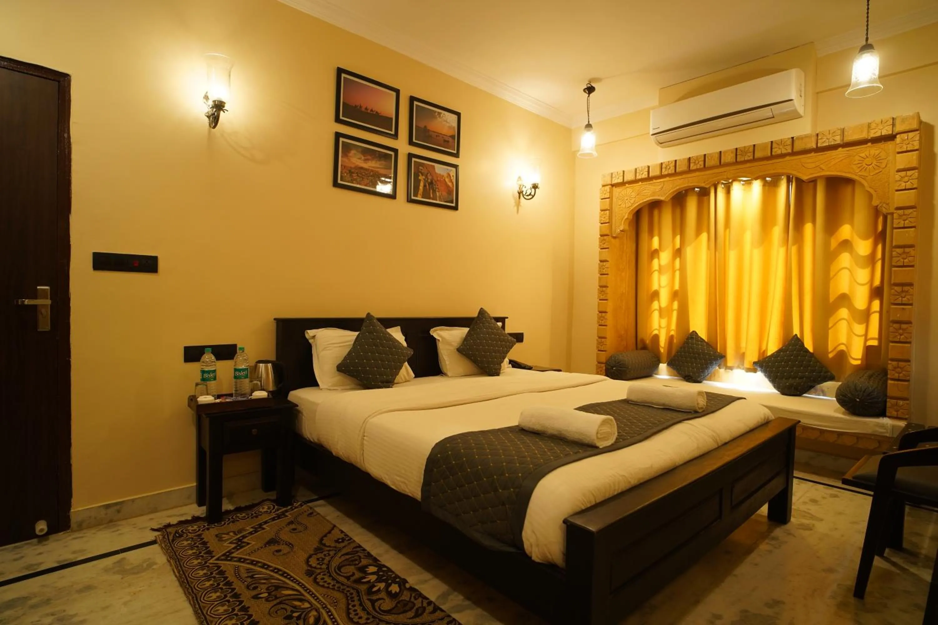 Bed in Hotel Vasshifa Palace