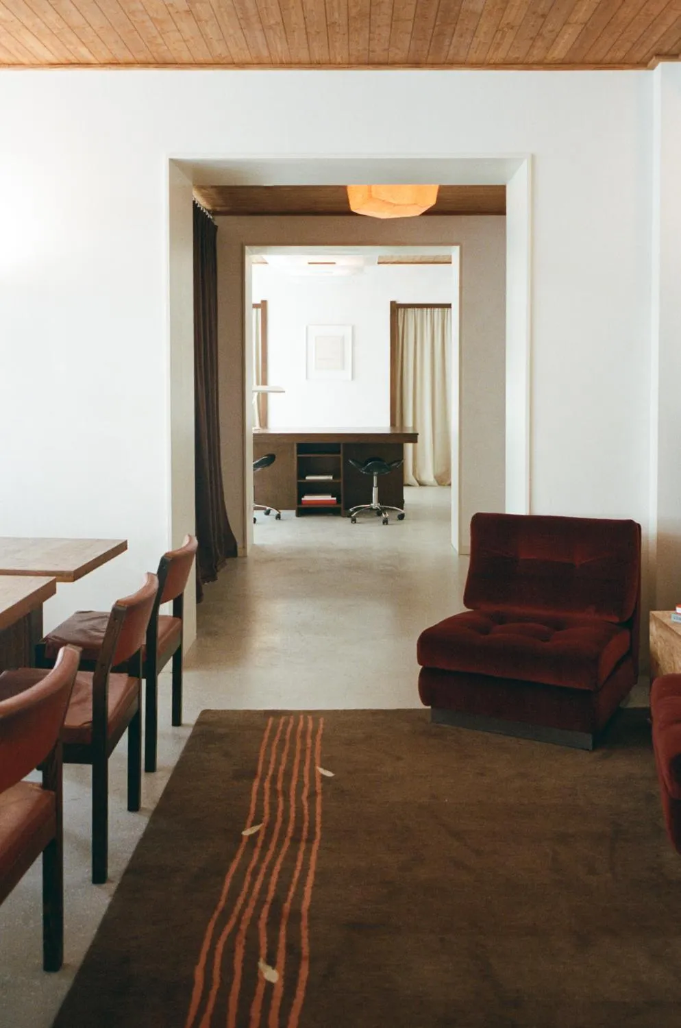 Living room, Bed in Hôtel Massé