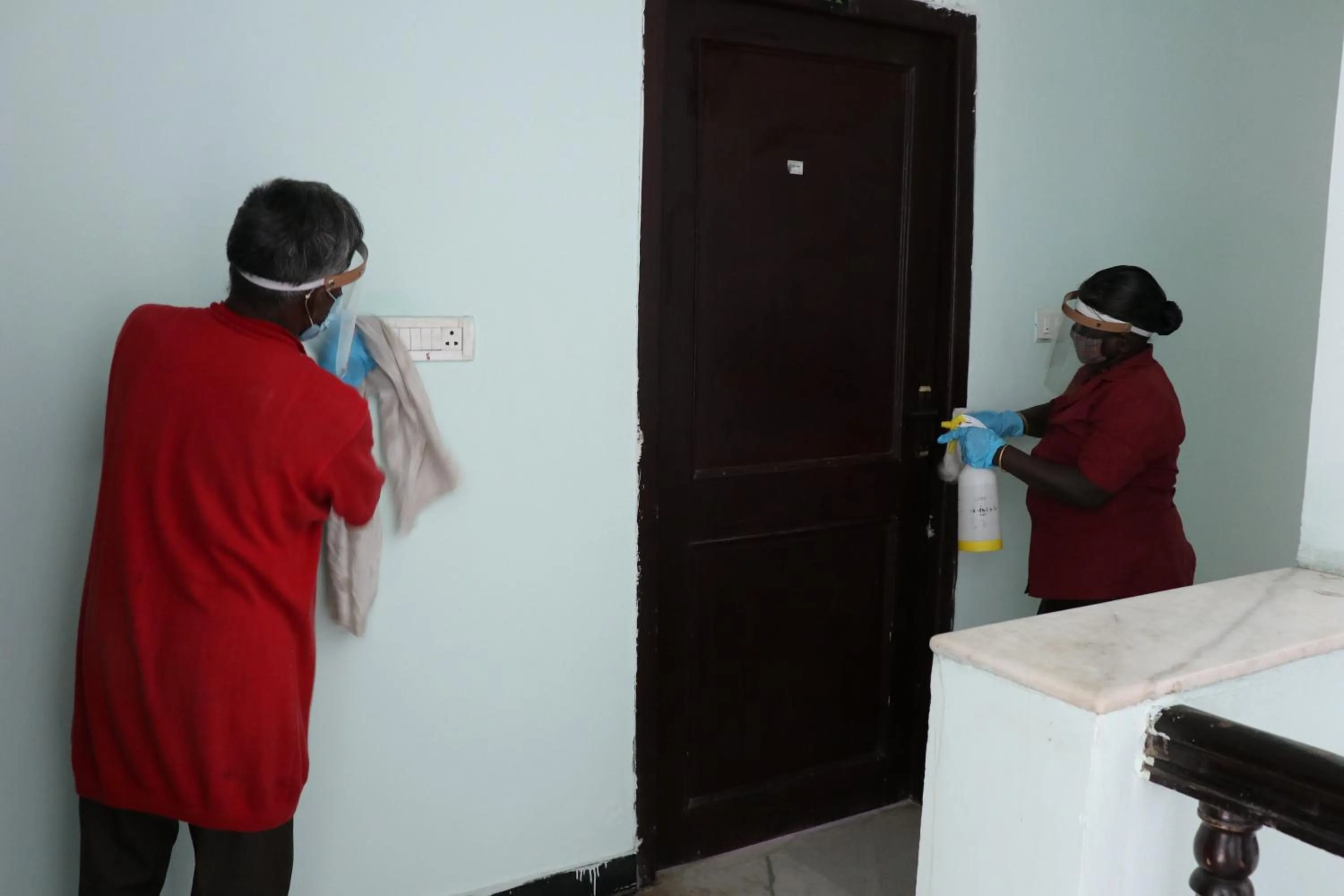 Staff in Hotel Pearls