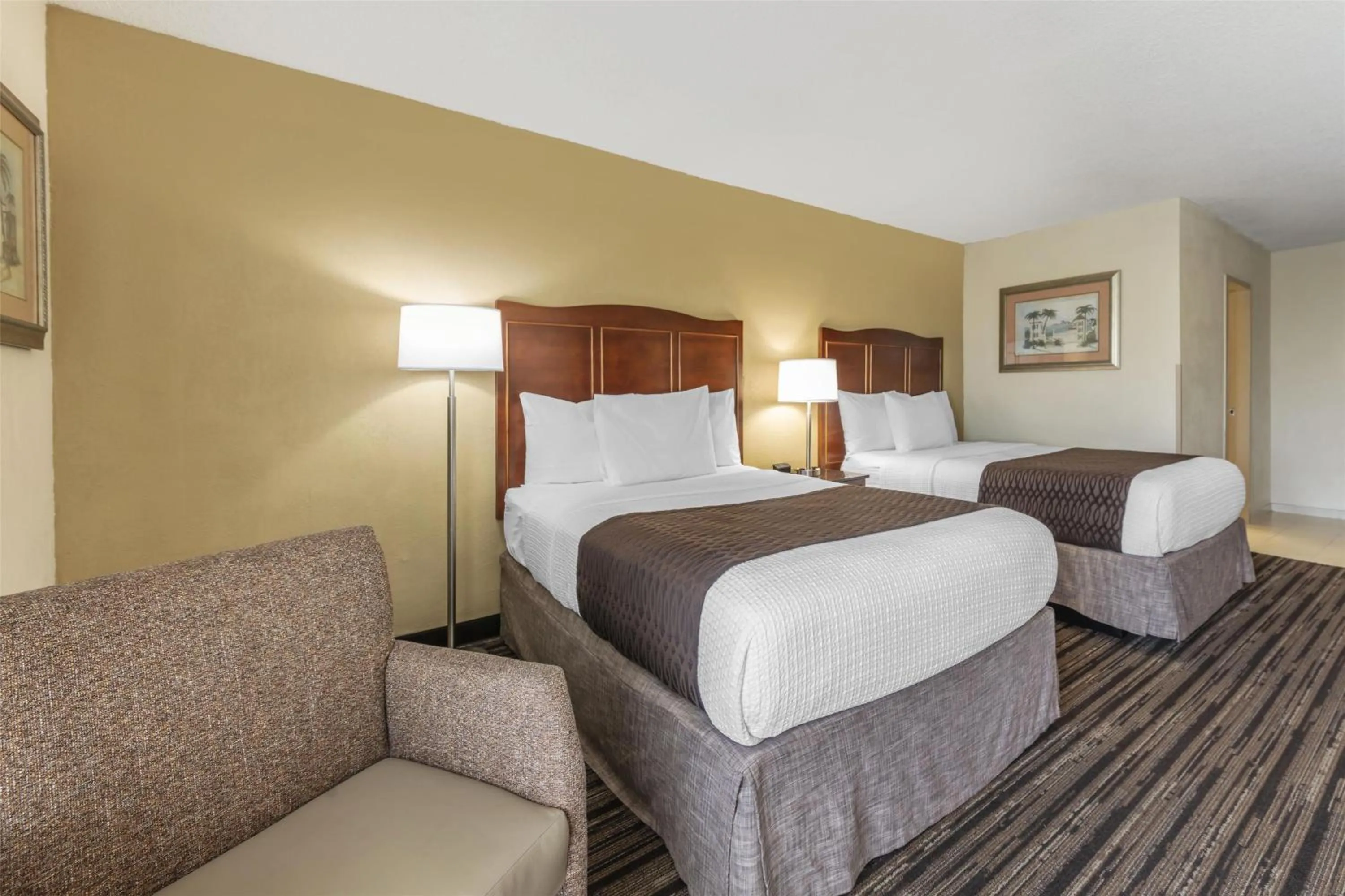 Bedroom, Bed in Best Western Plus North Miami-Bal Harbour