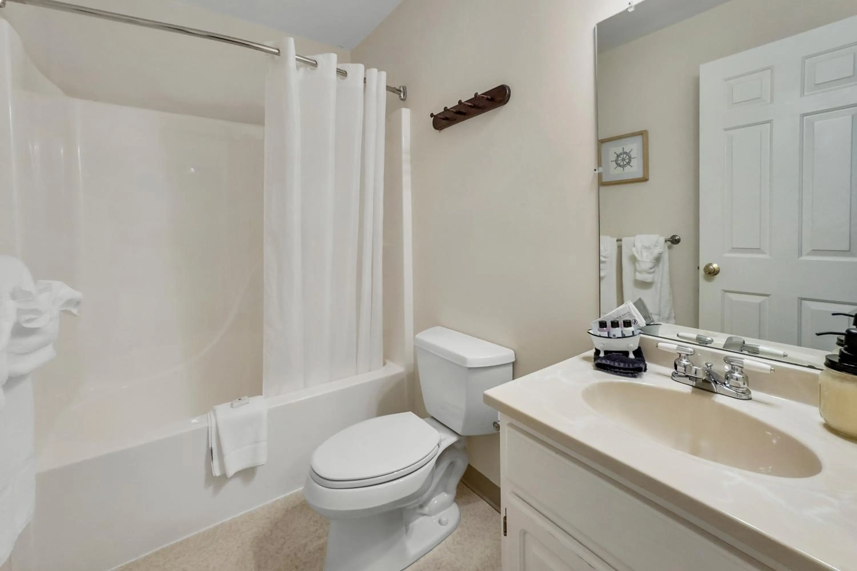 Bathroom in Country Inn at Camden Rockport