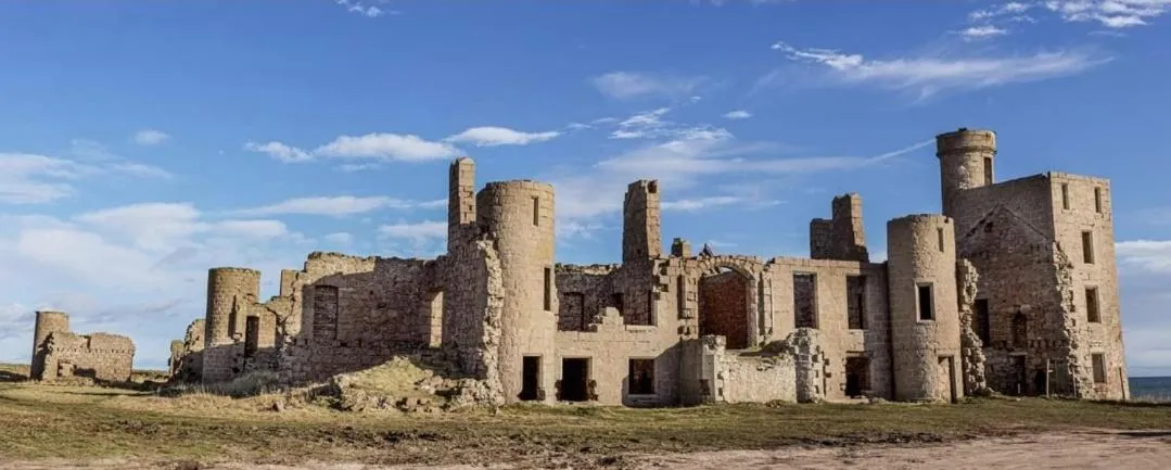 Nearby landmark in Room on the River