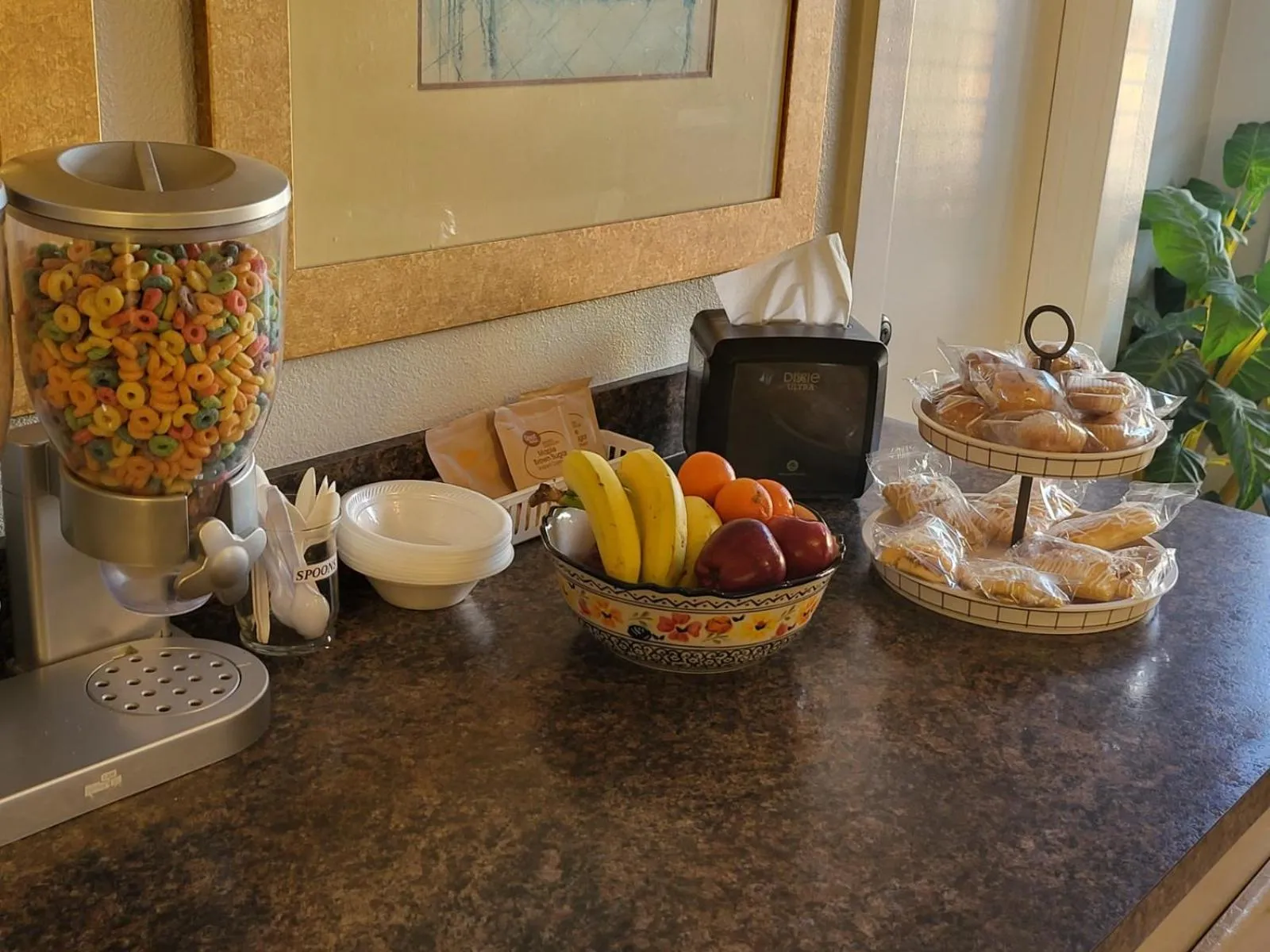 Breakfast in Blue Ribbon Inn and Suites