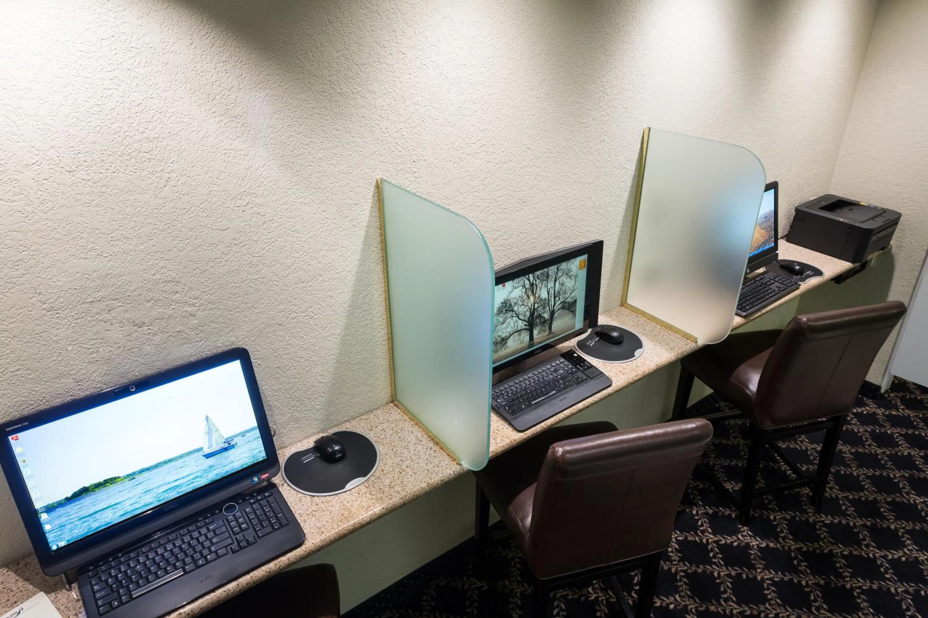 The Marina Inn on San Francisco Bay