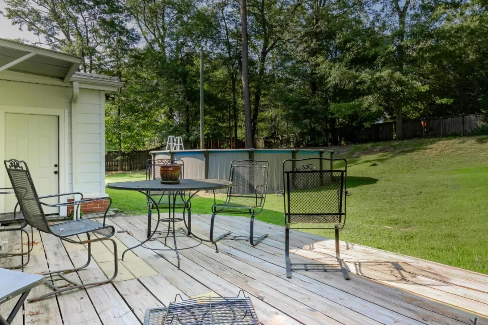 Near Fort Moore & Downtown - Our White House