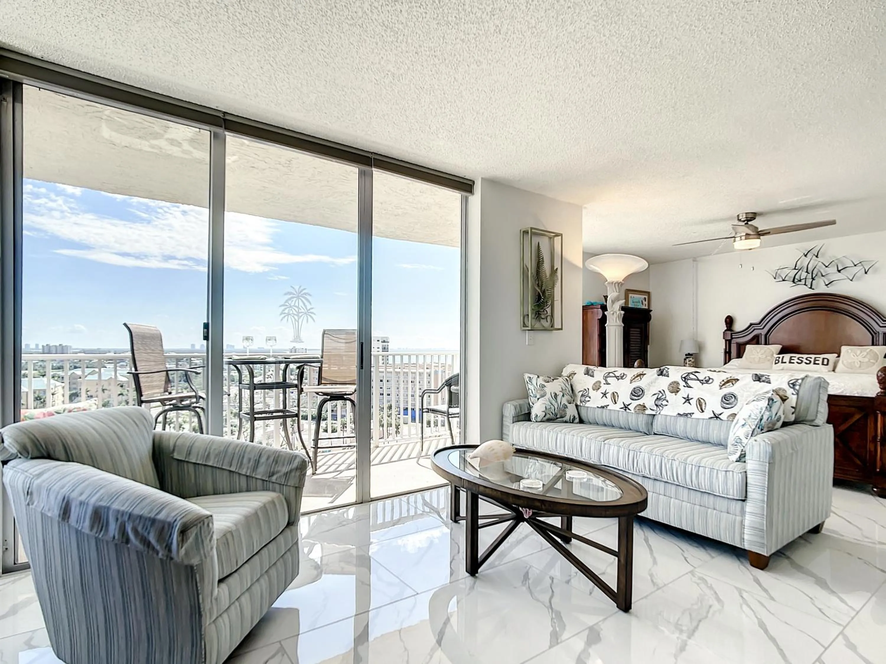 Living room in Estero Beach And Tennise Club 1008 B