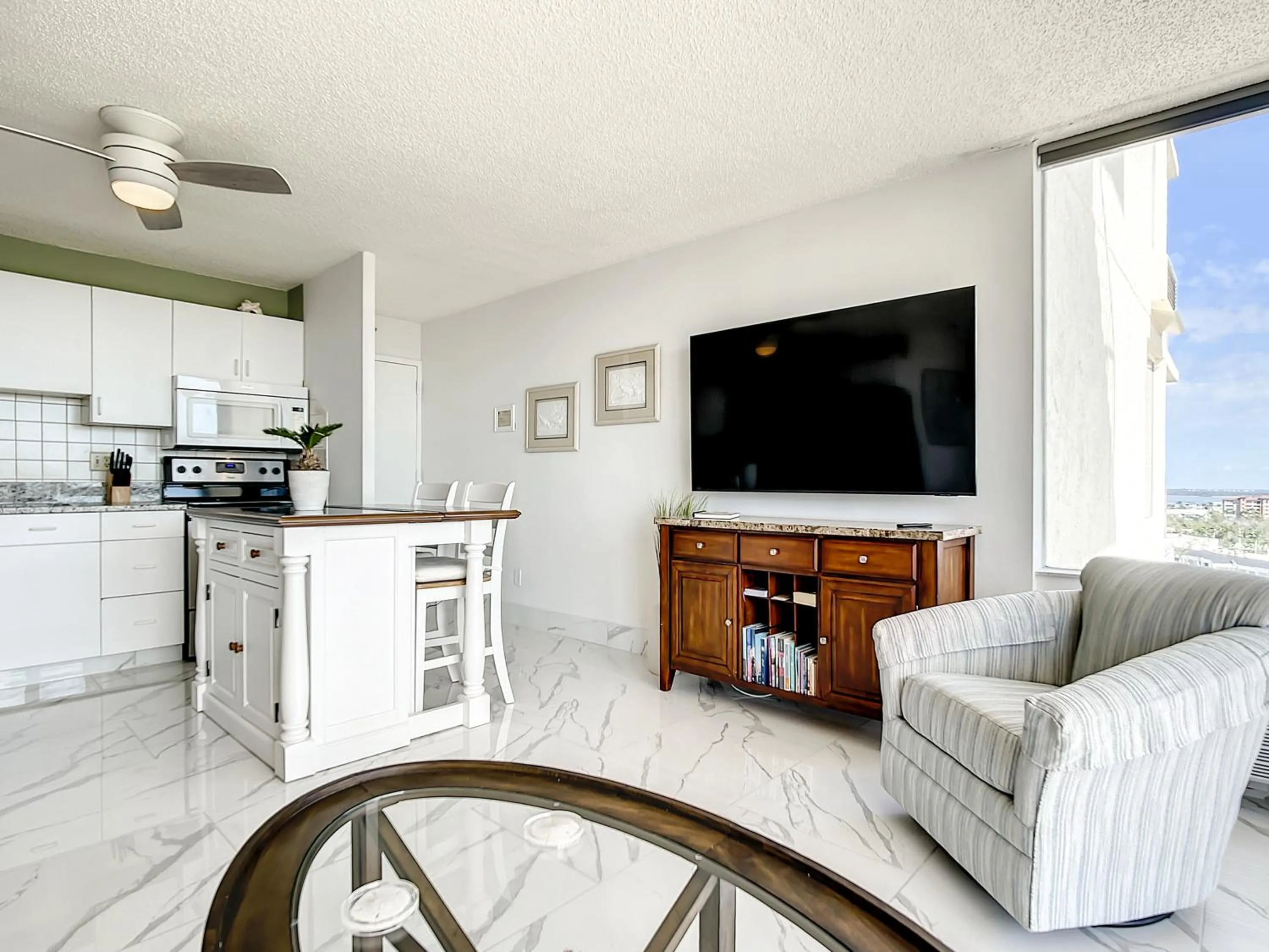 Living room in Estero Beach And Tennise Club 1008 B