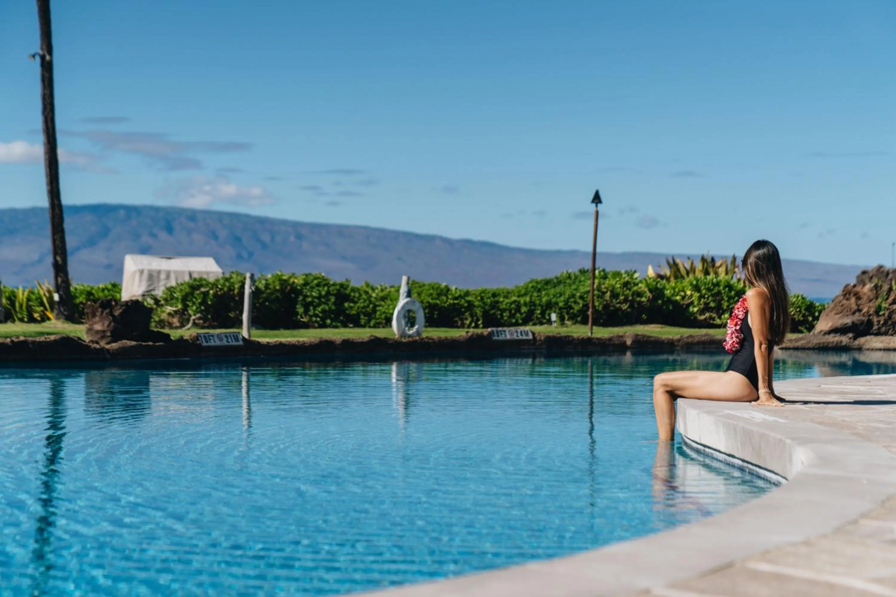 Swimming pool in Sheraton Maui Resort & Spa