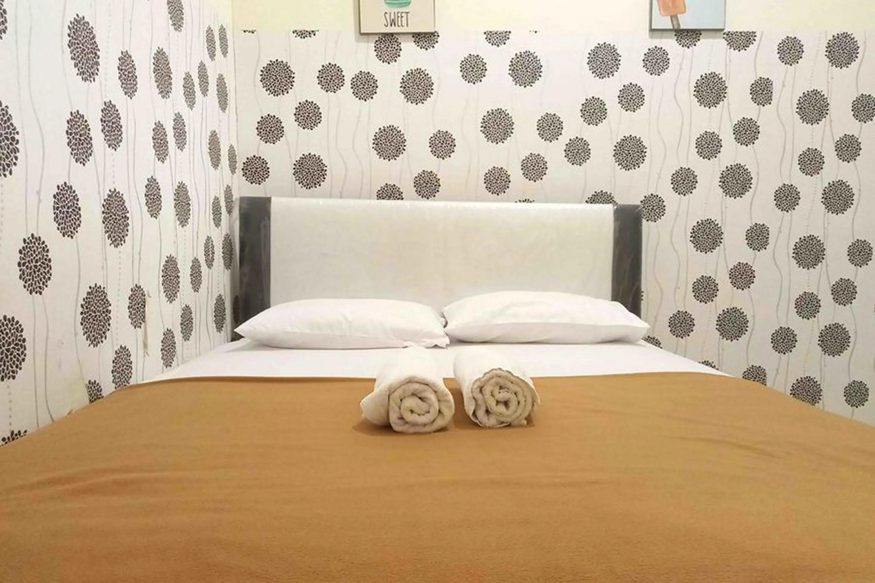 Bed in Omah Jaban Jogja Mitra RedDoorz