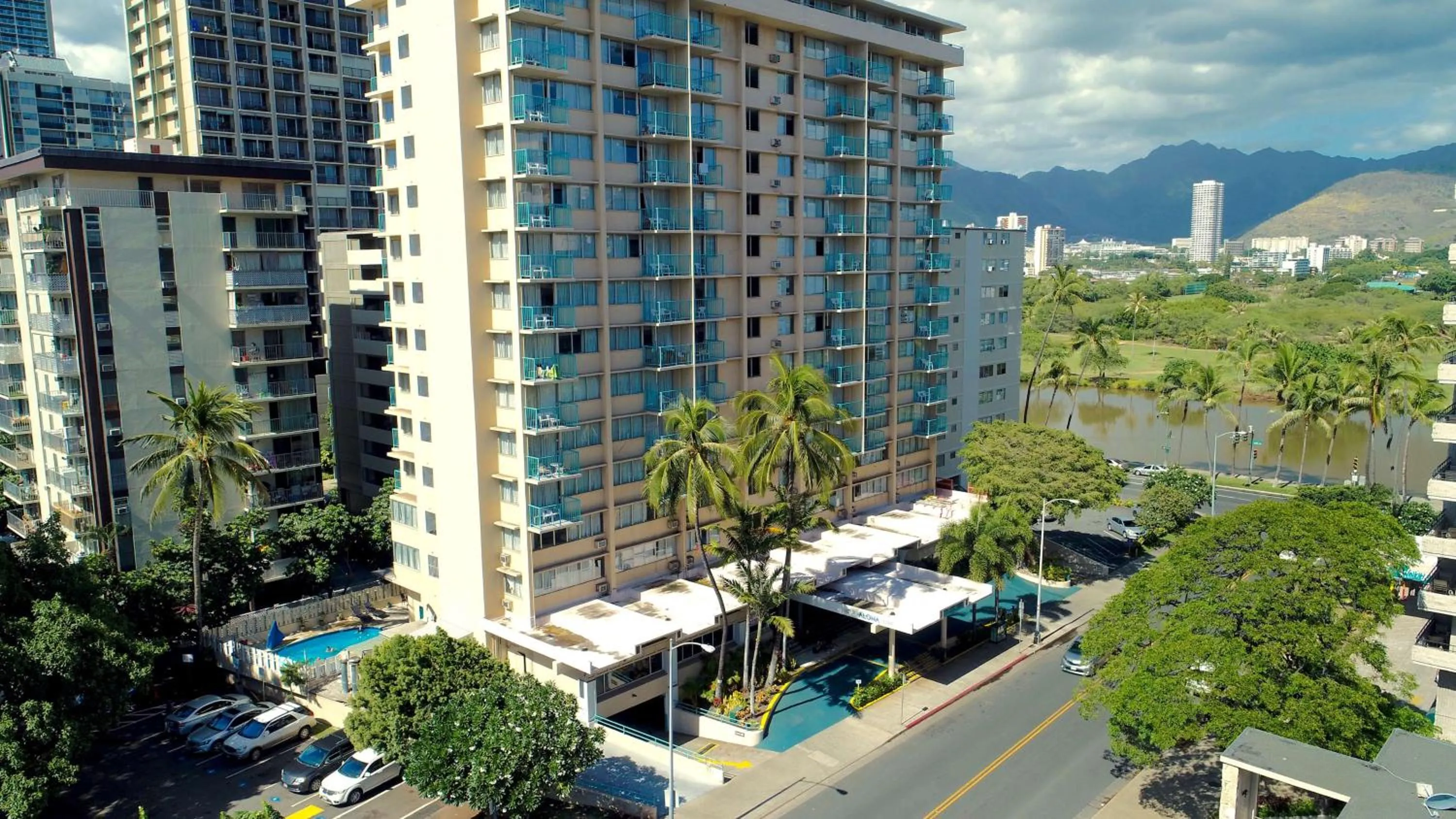 Property building in Aqua Aloha Surf Waikiki