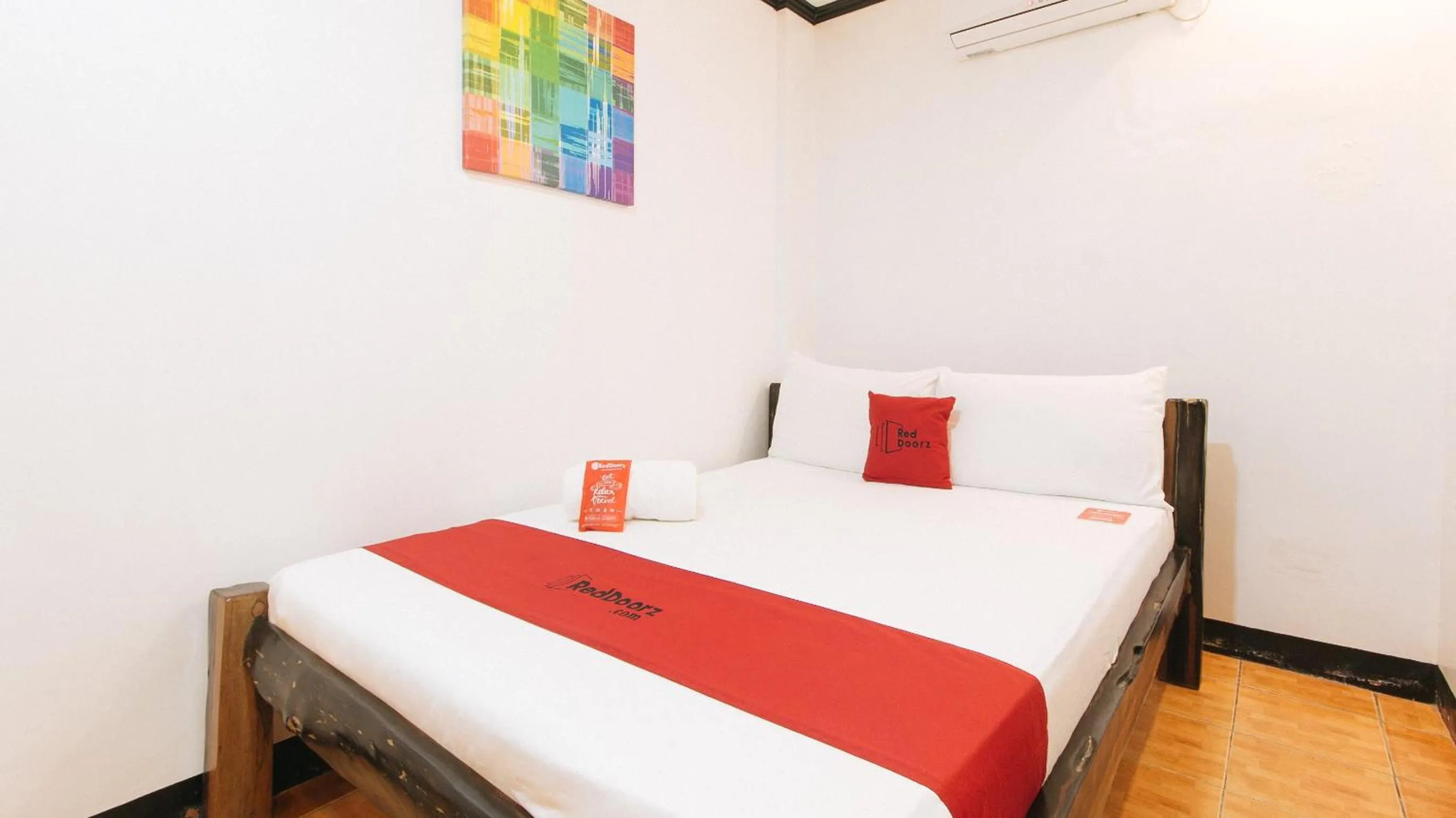 Bed in RedDoorz at La Sefa Hotel and Resort Atimonan