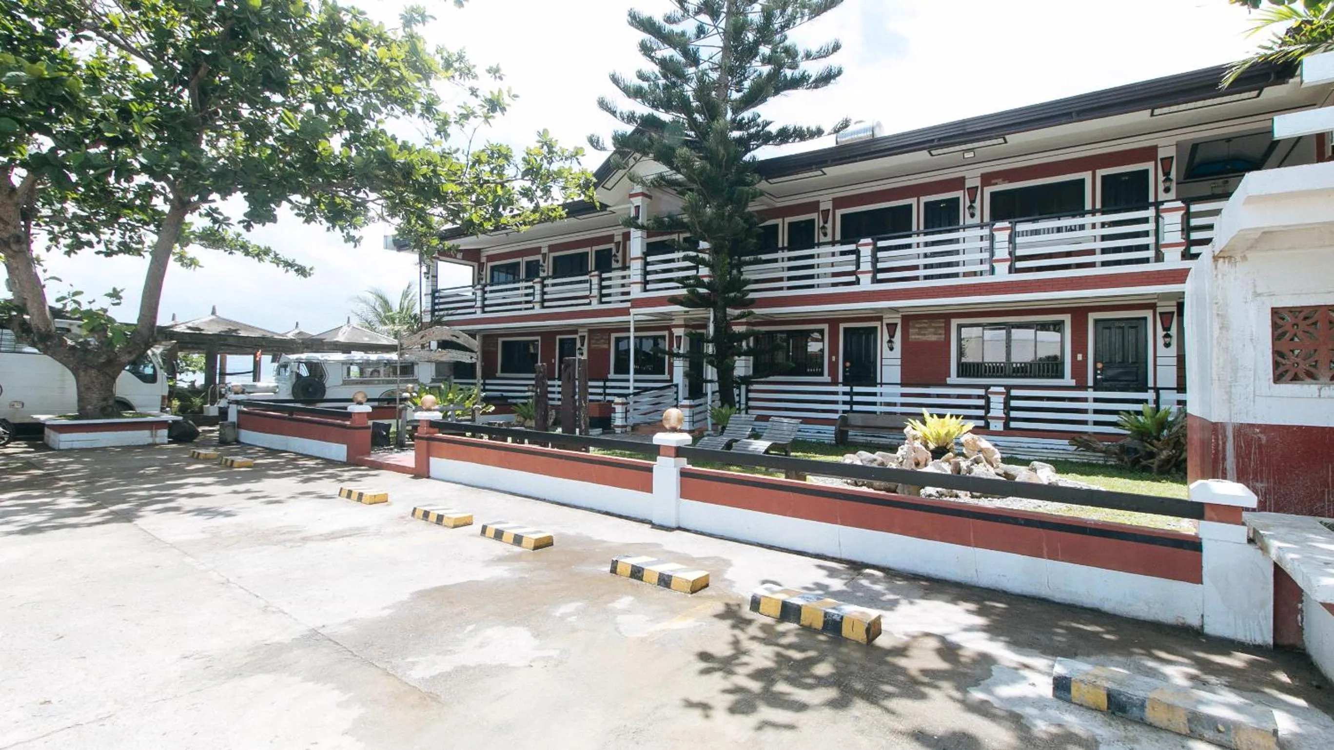 Property building in RedDoorz at La Sefa Hotel and Resort Atimonan