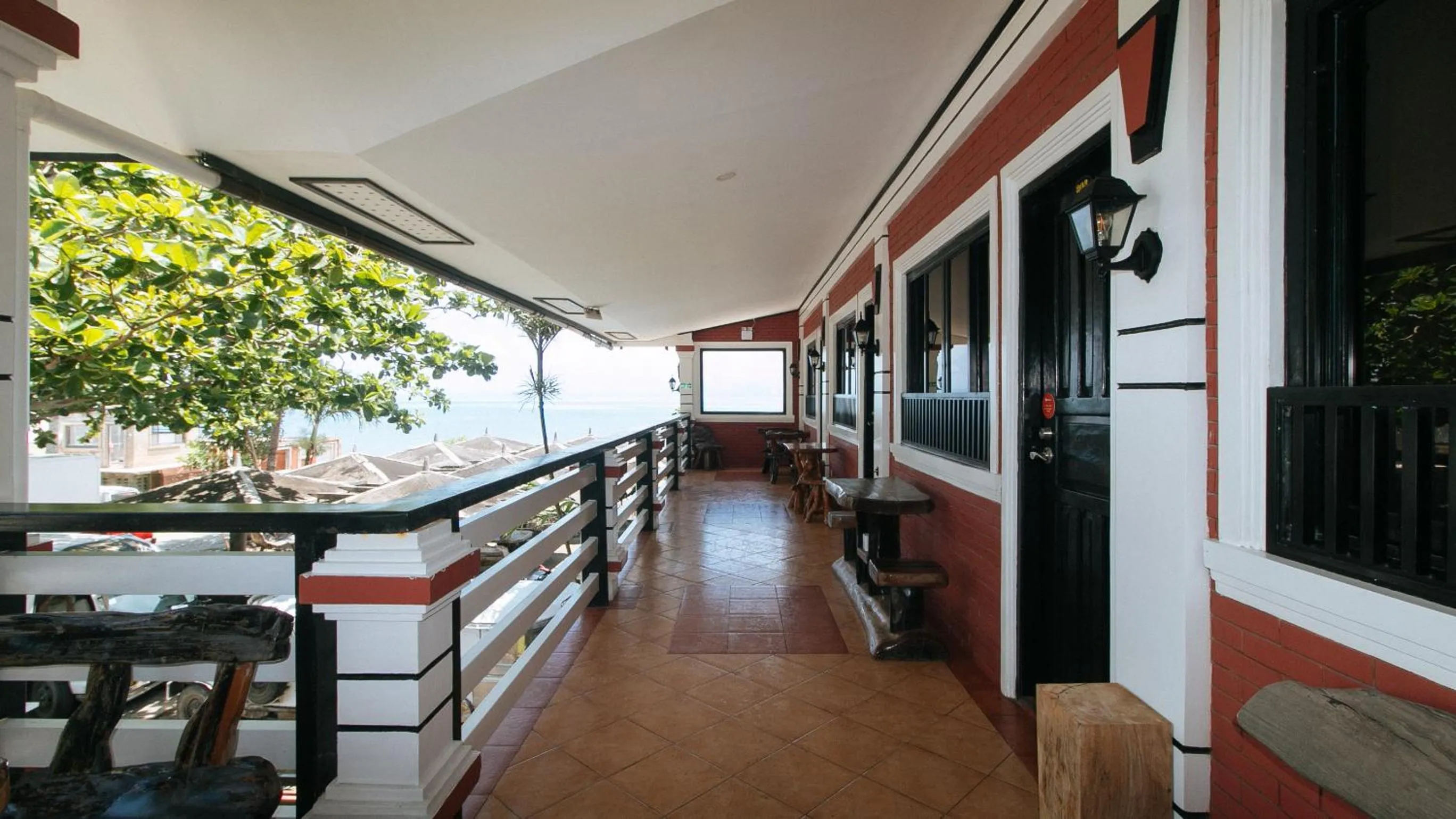Balcony/Terrace in RedDoorz at La Sefa Hotel and Resort Atimonan