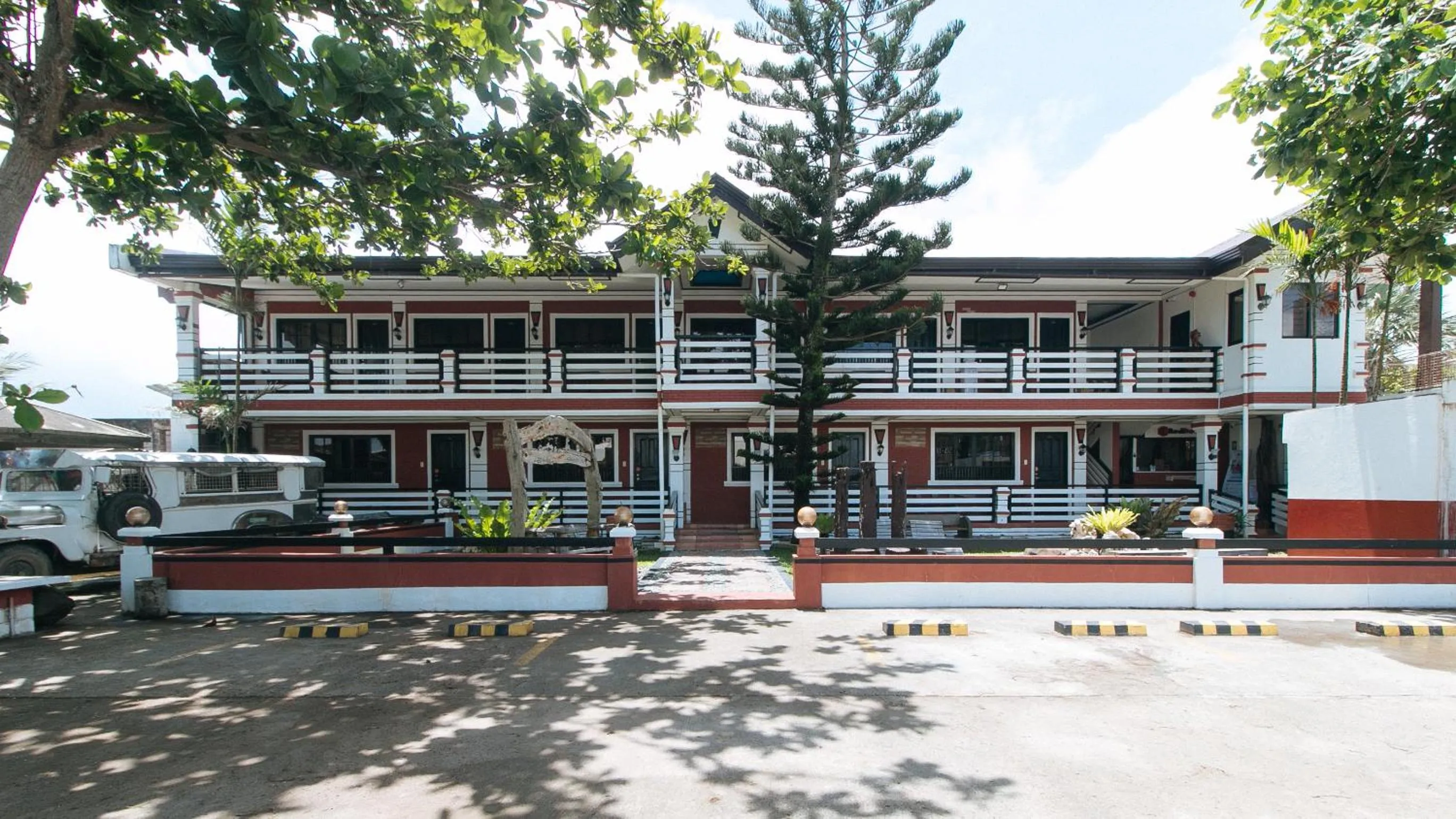 Property building in RedDoorz at La Sefa Hotel and Resort Atimonan