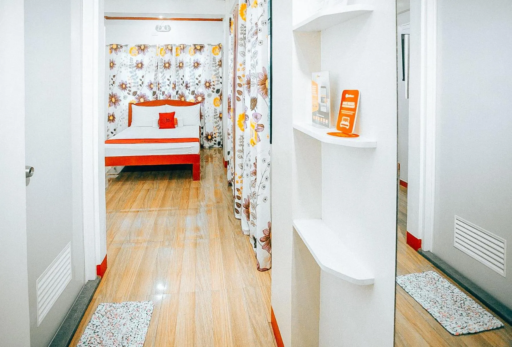 Bedroom, Bed in RedDoorz at S & L Apartelle Daraga Albay