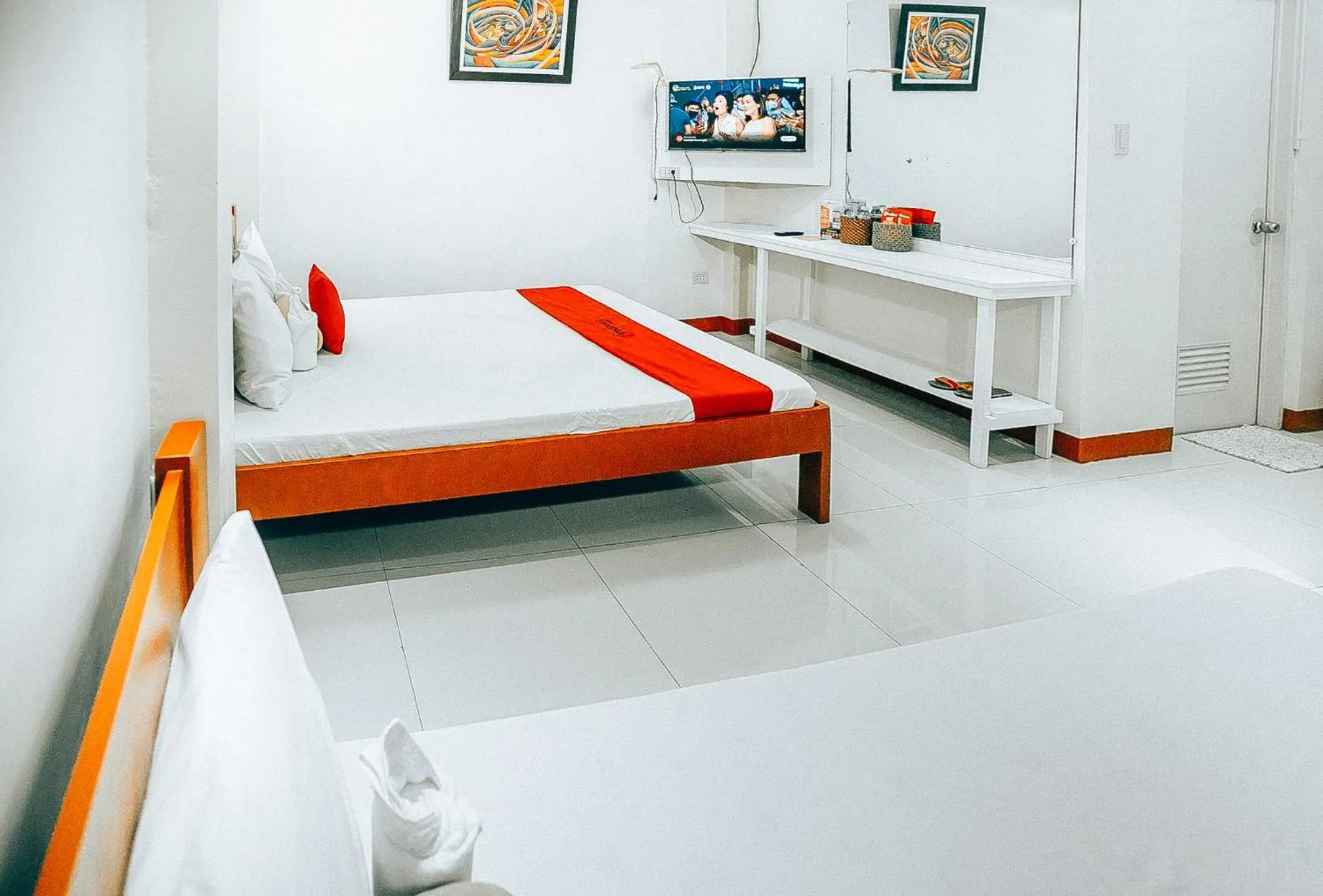 Bed in RedDoorz at S & L Apartelle Daraga Albay