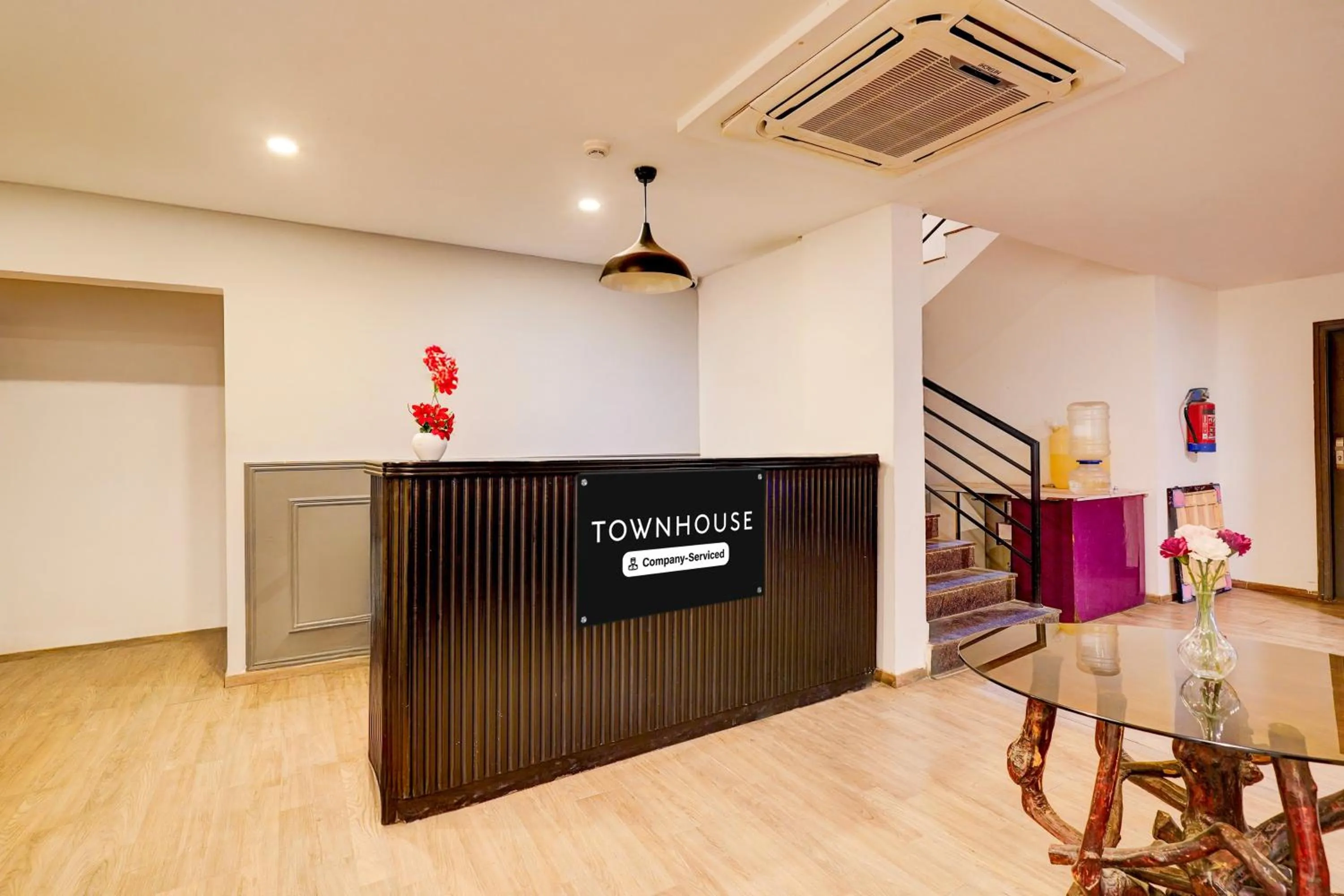 Lobby or reception in Super Townhouse HAL Indiranagar Extension