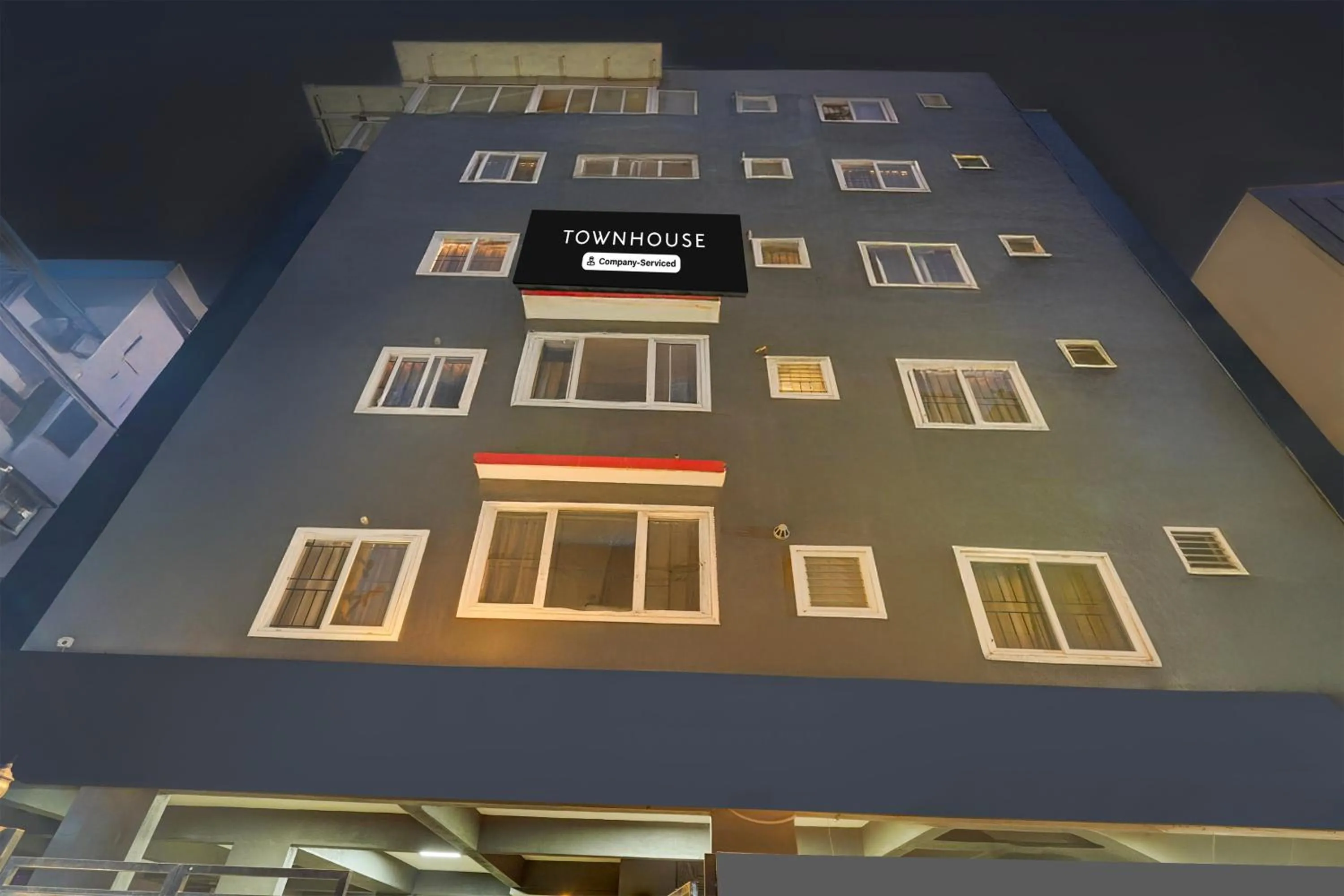 Facade/entrance in Super Townhouse HAL Indiranagar Extension