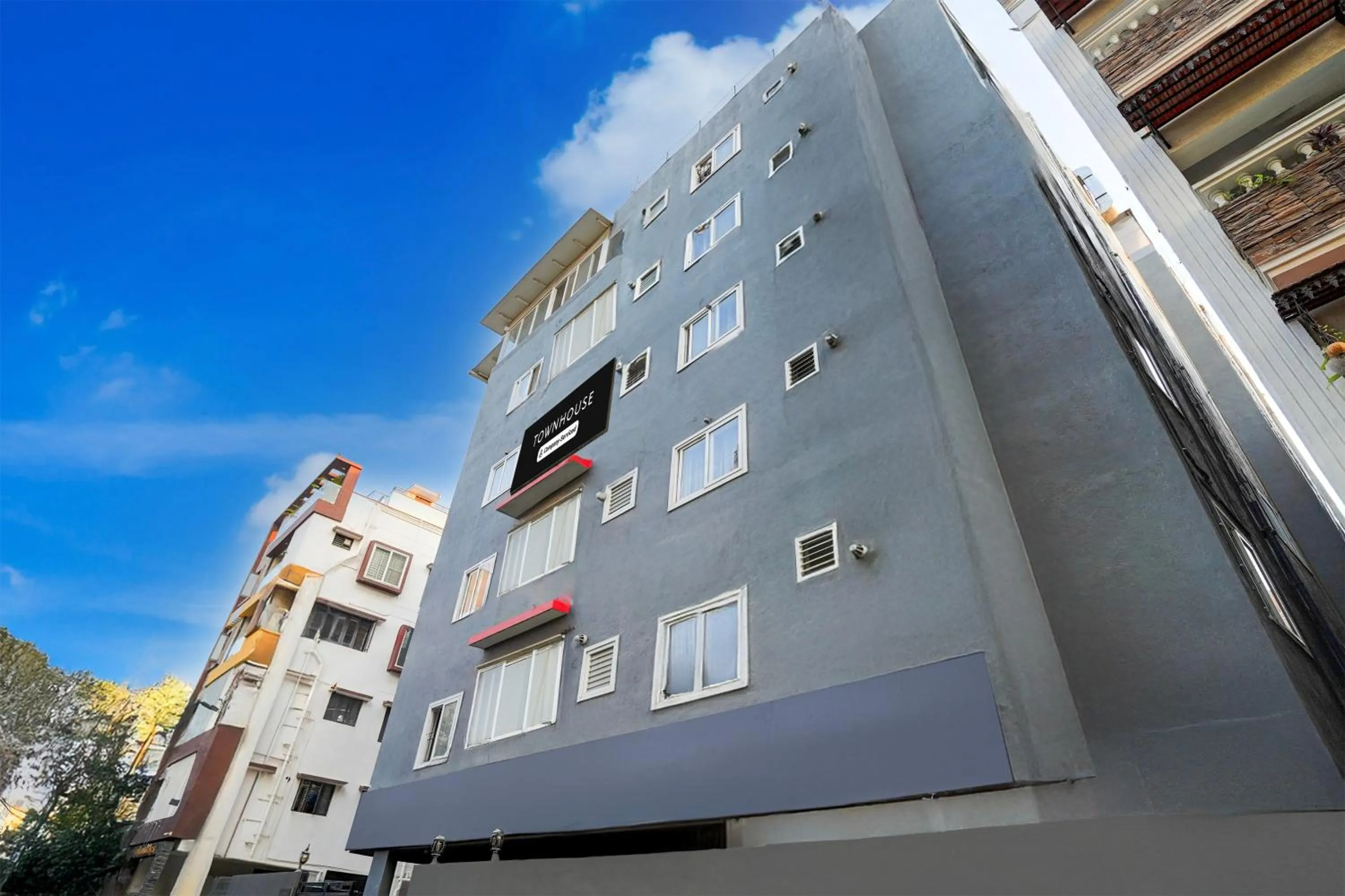 Facade/entrance in Super Townhouse HAL Indiranagar Extension