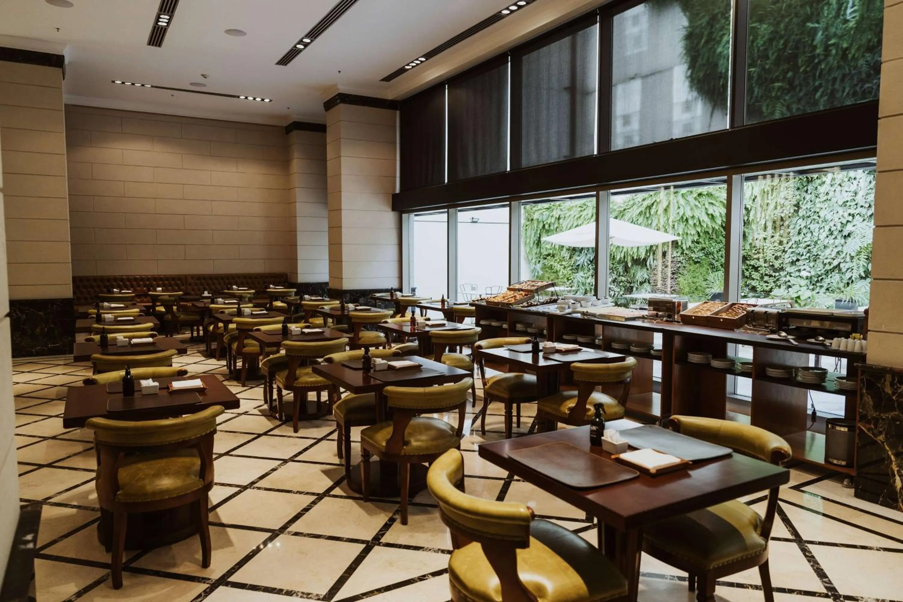 Restaurant/places to eat in Esplendor by Wyndham Buenos Aires Tango