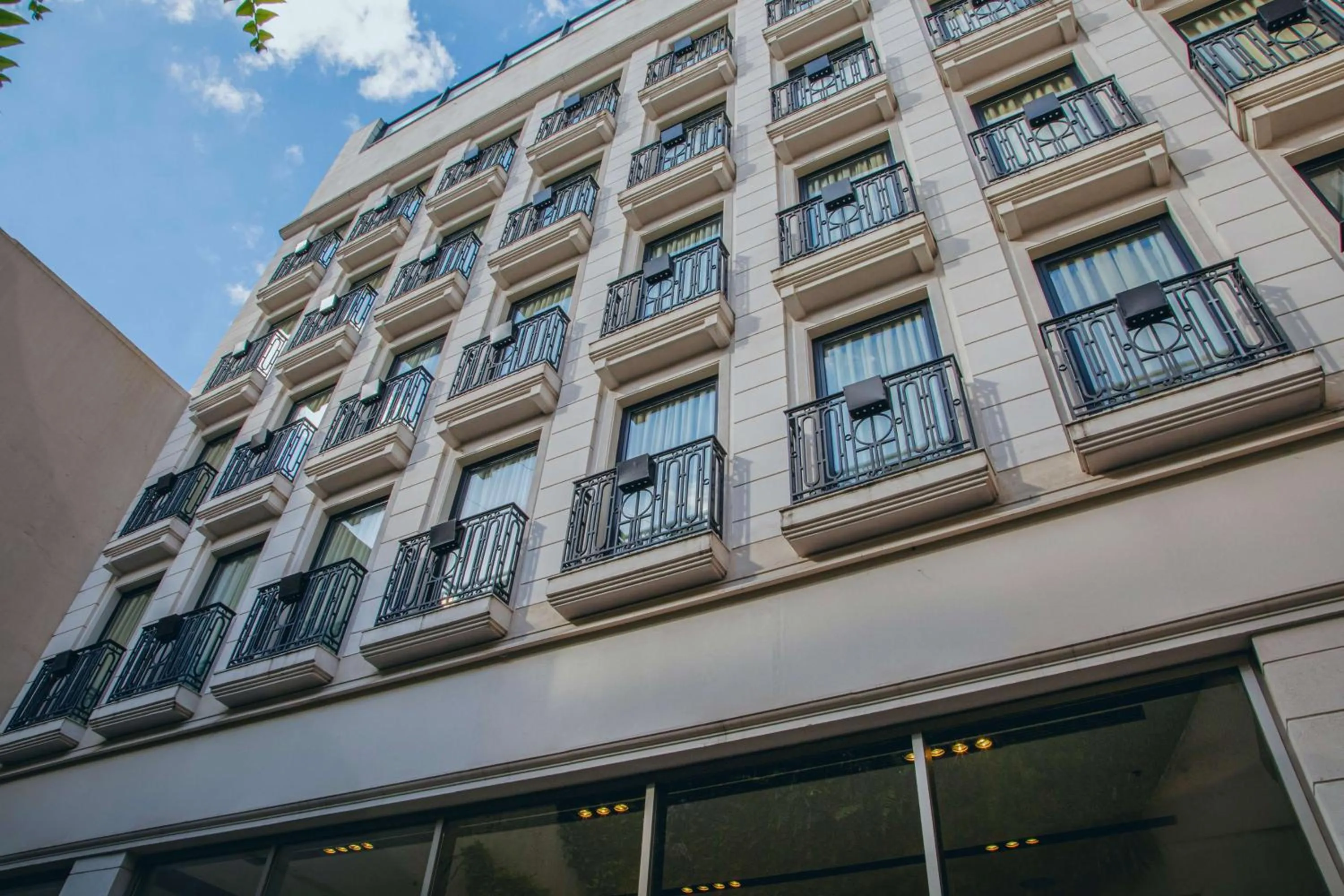 Property building in Esplendor by Wyndham Buenos Aires Tango