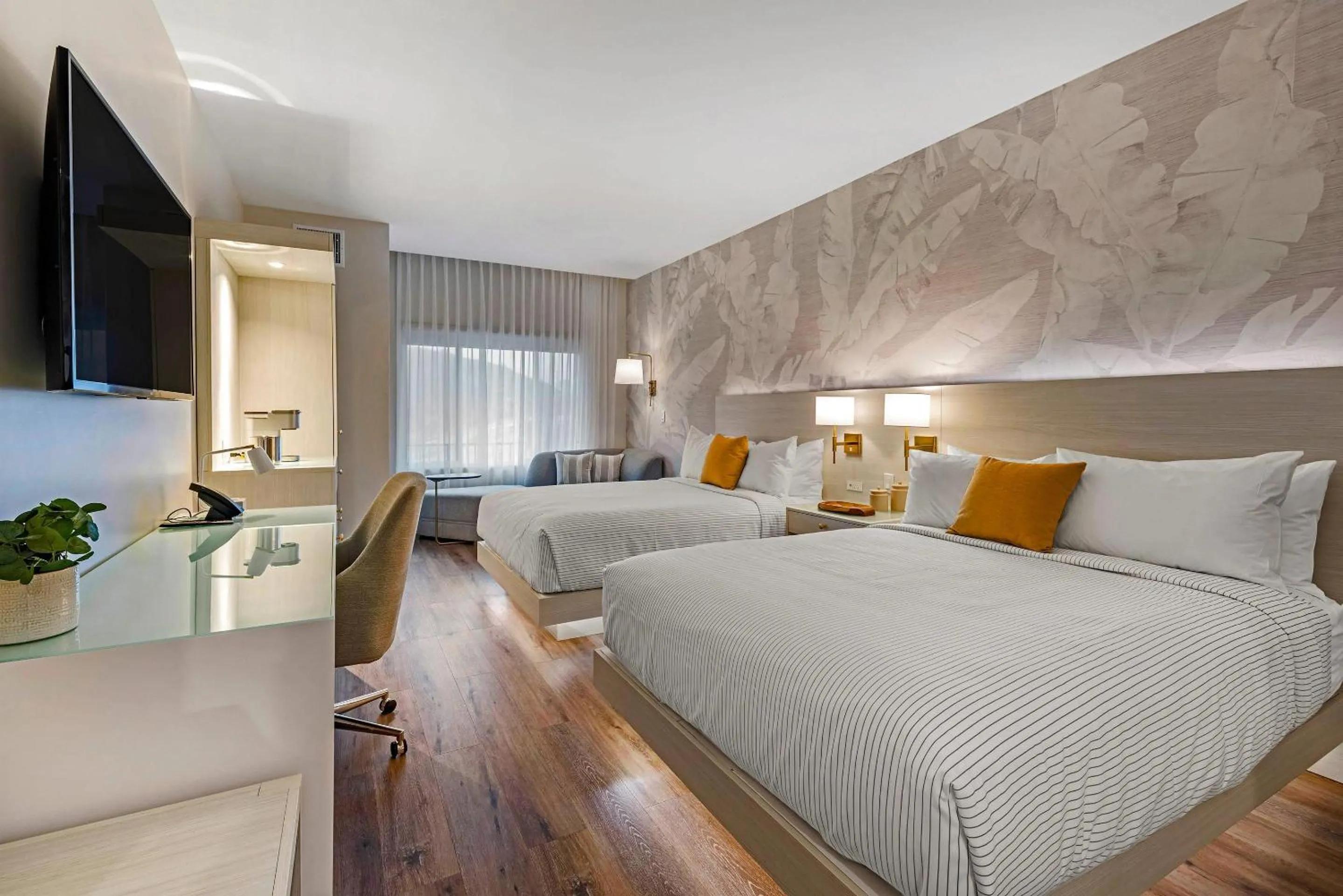 Bedroom, Bed in Cambria Hotel Calabasas - Malibu