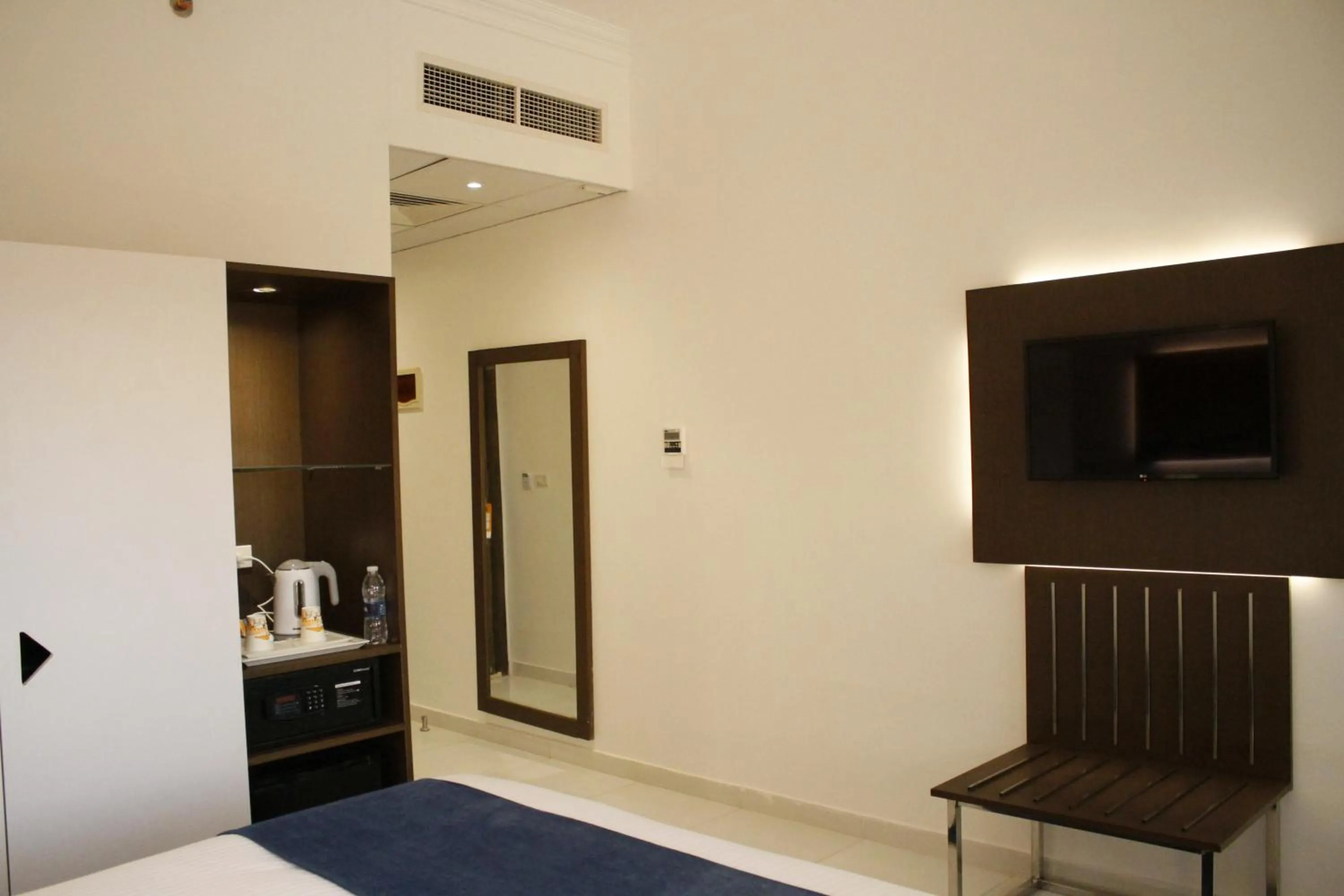 TV and multimedia, Bed in Gloria Aqua Park Hotel