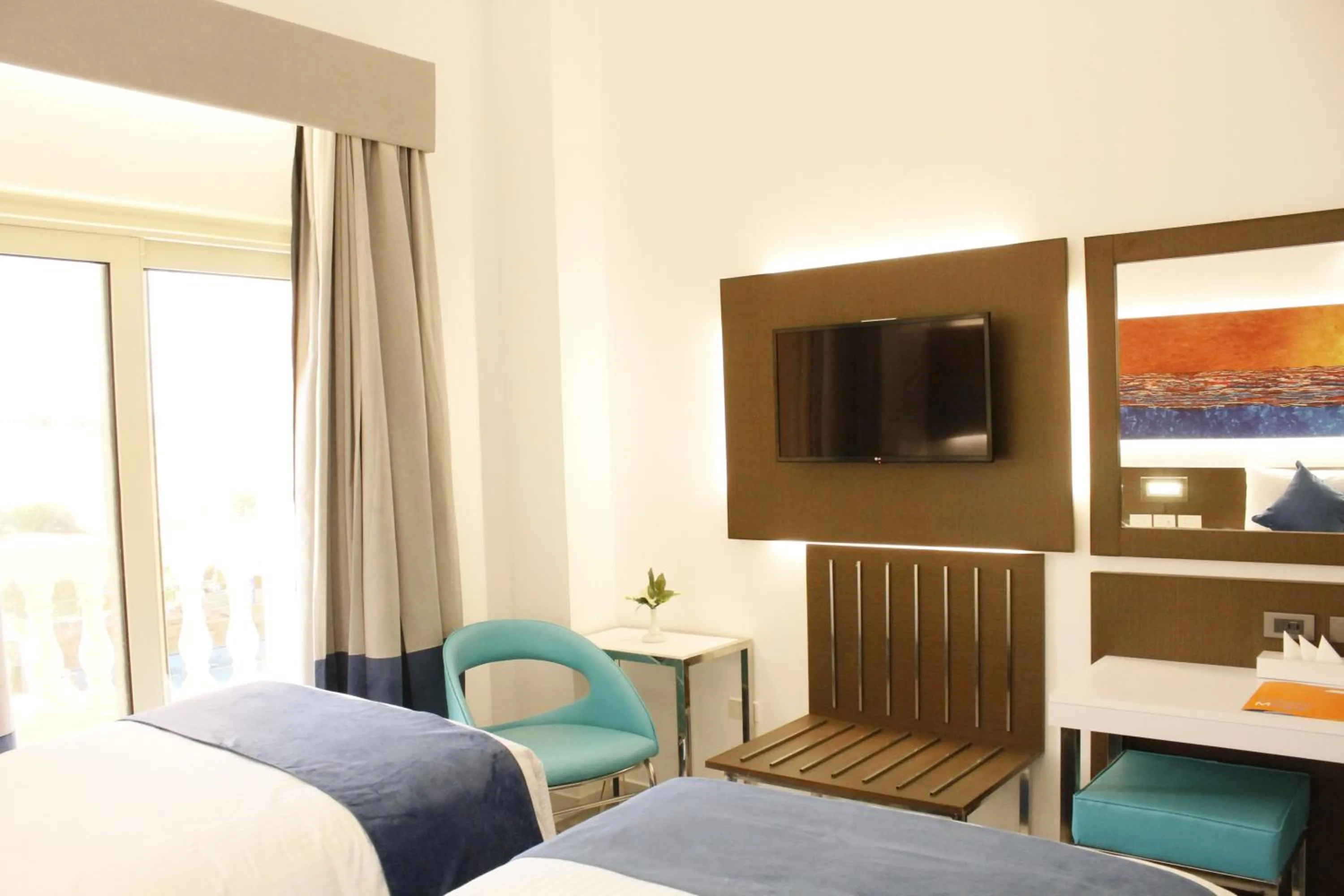 TV and multimedia, Bed in Gloria Aqua Park Hotel