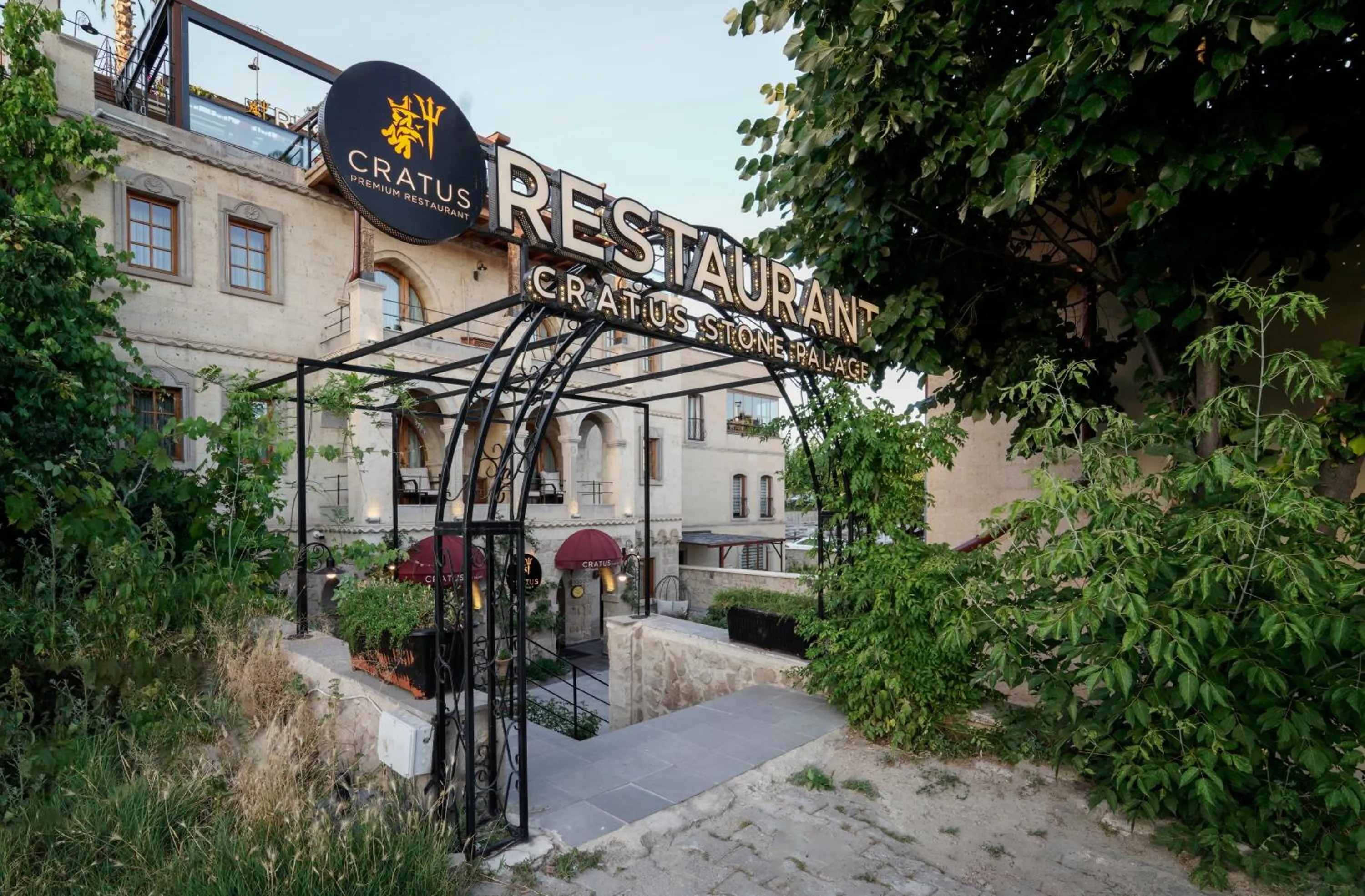 City view in Cratus Stone Palace