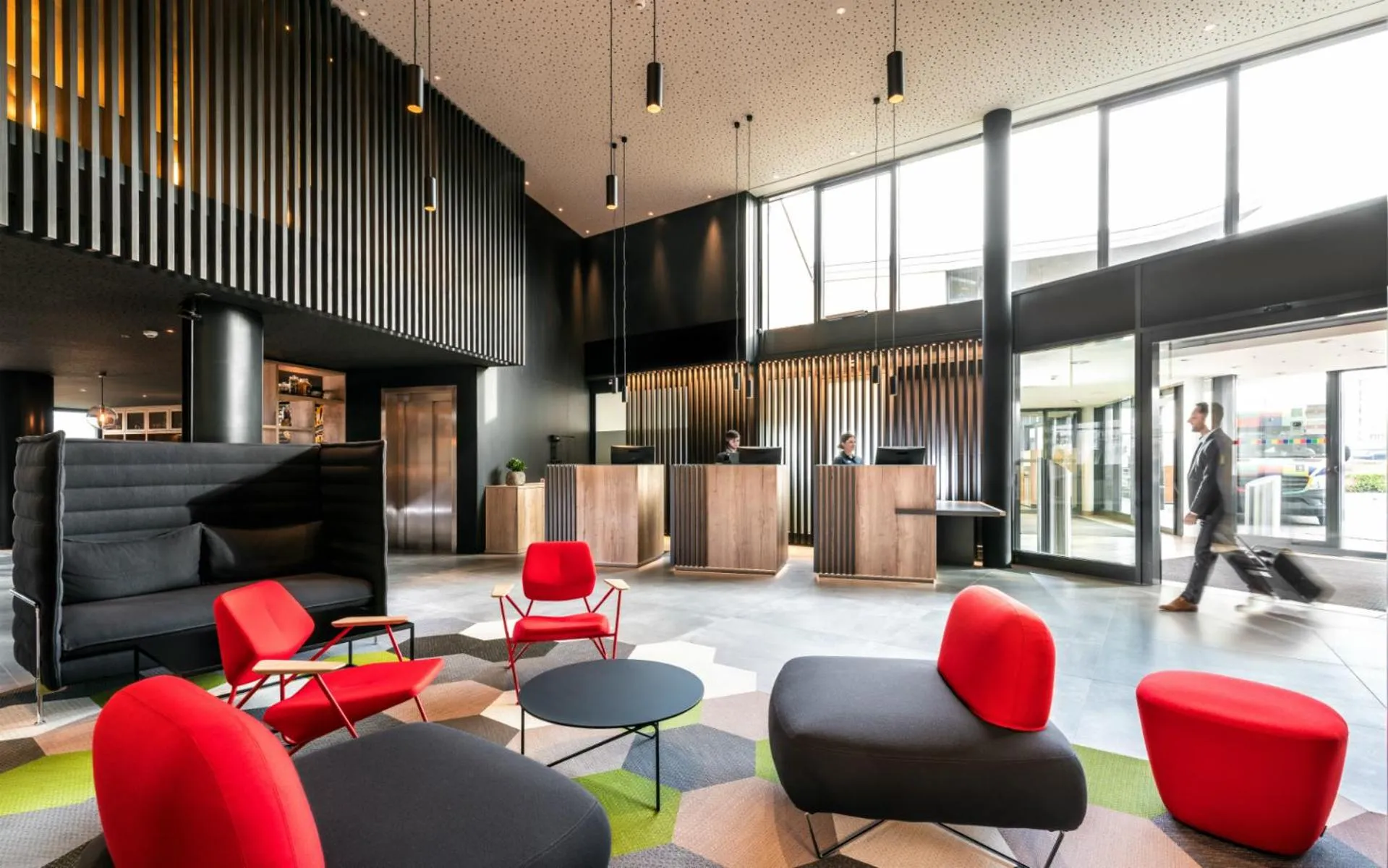 Lobby or reception in Radisson Hotel Zurich Airport