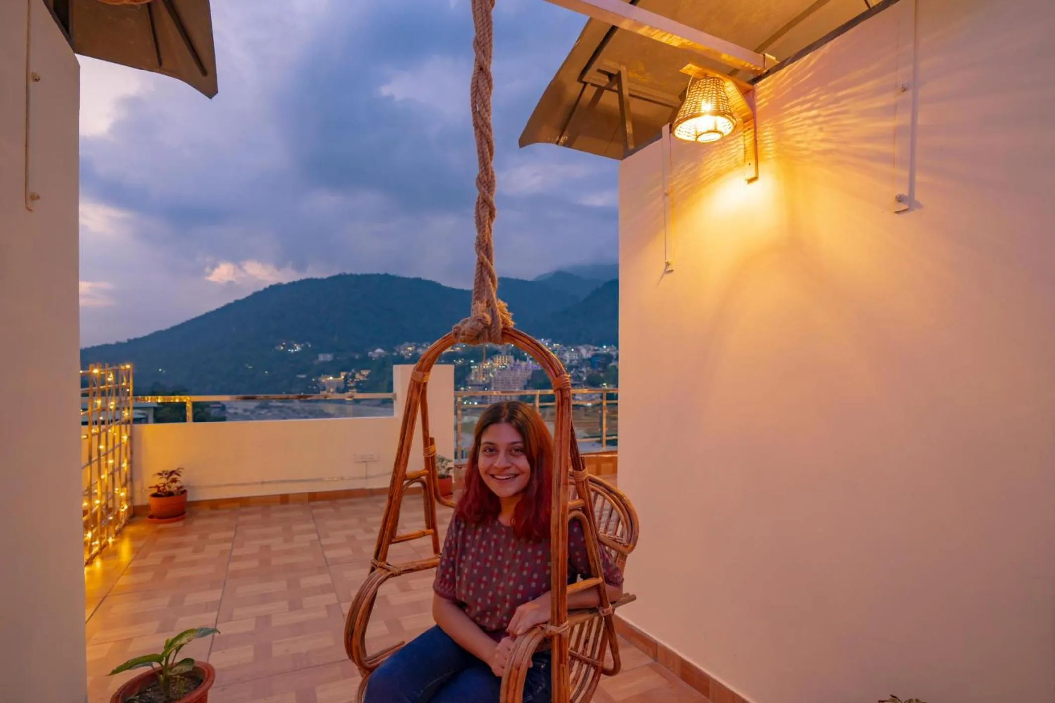 goSTOPS Rishikesh, Lakshman Jhula