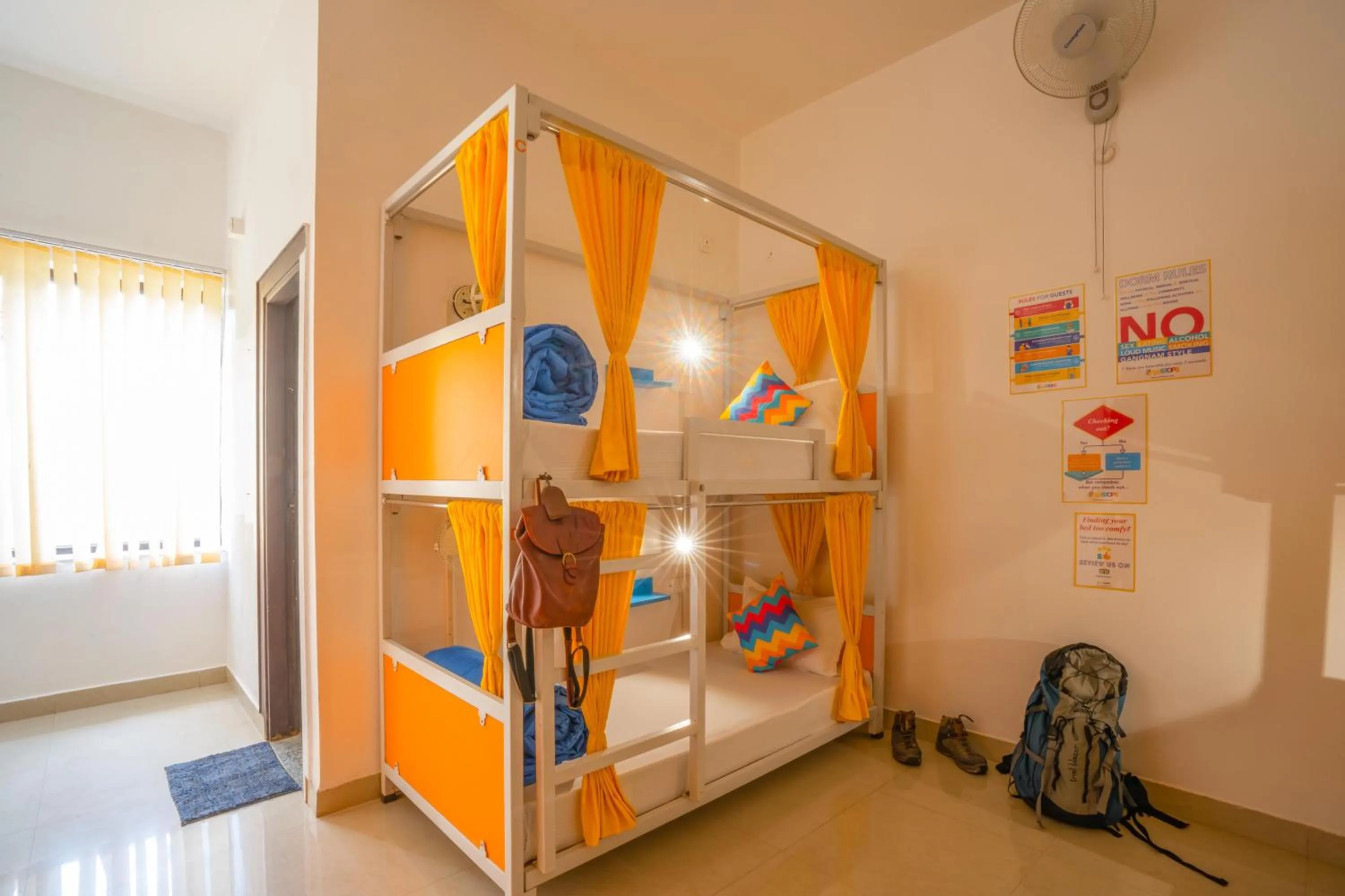 Bed in goSTOPS Rishikesh, Lakshman Jhula