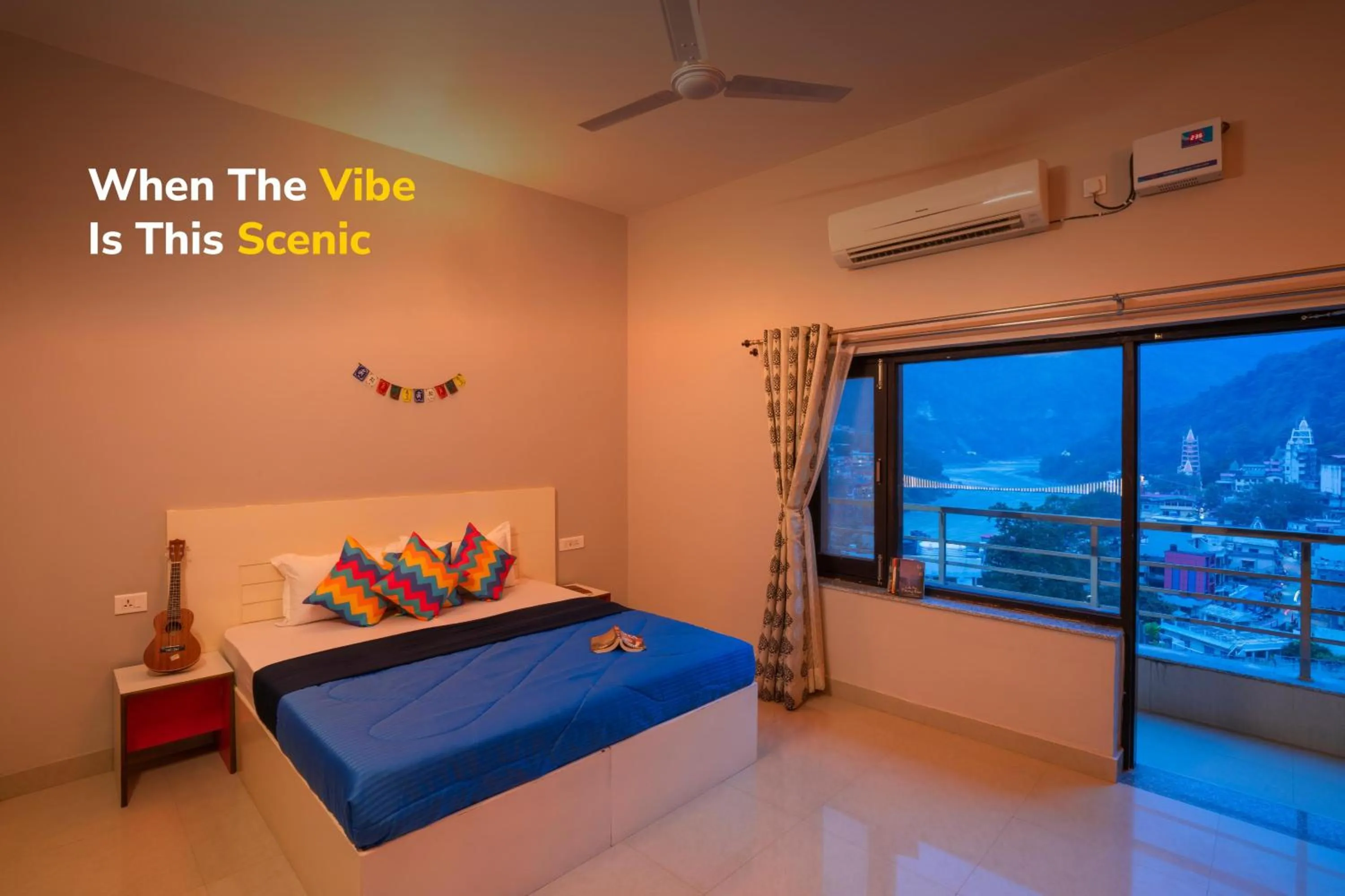 Bed in goSTOPS Rishikesh, Lakshman Jhula