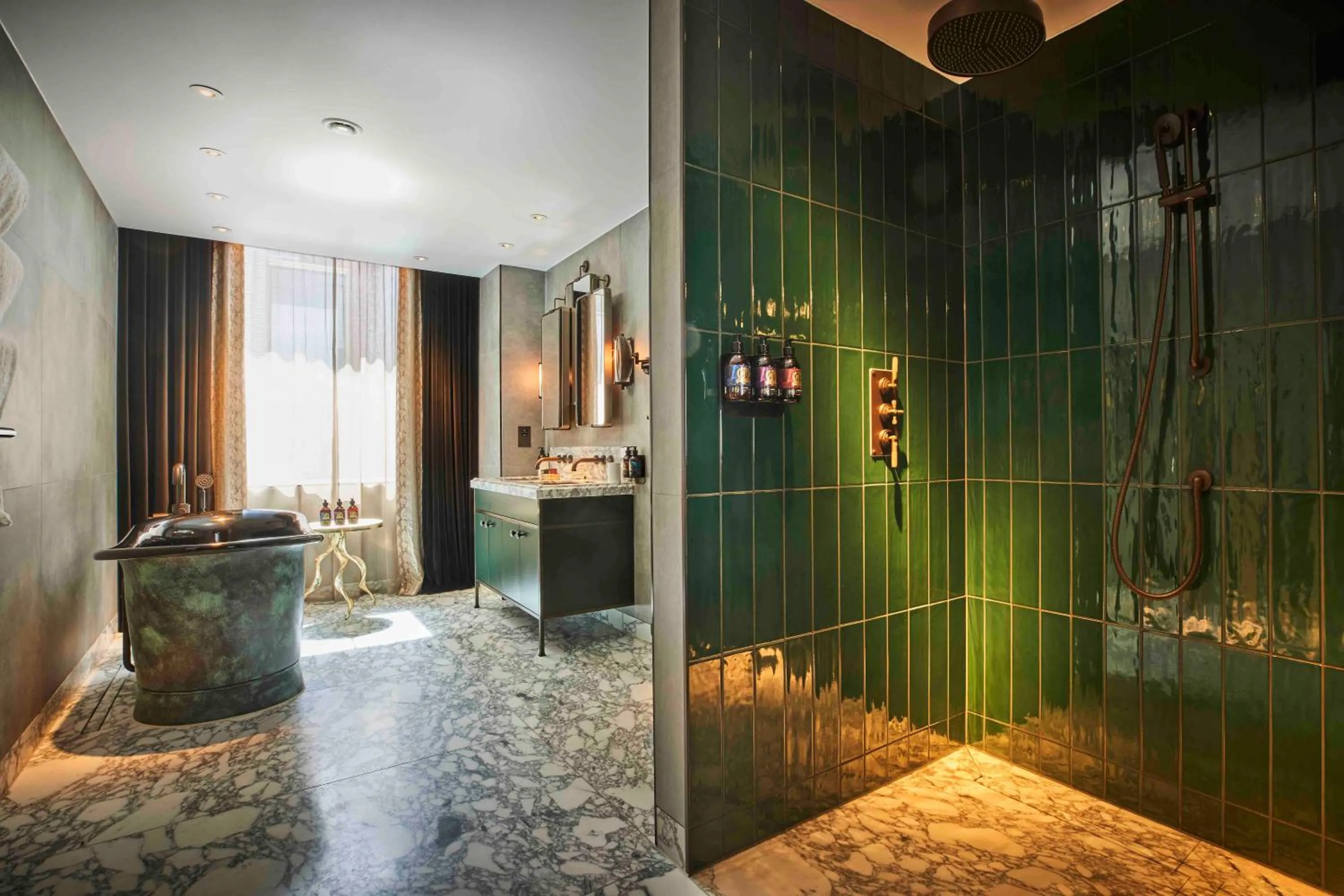 Shower in Chateau Denmark London