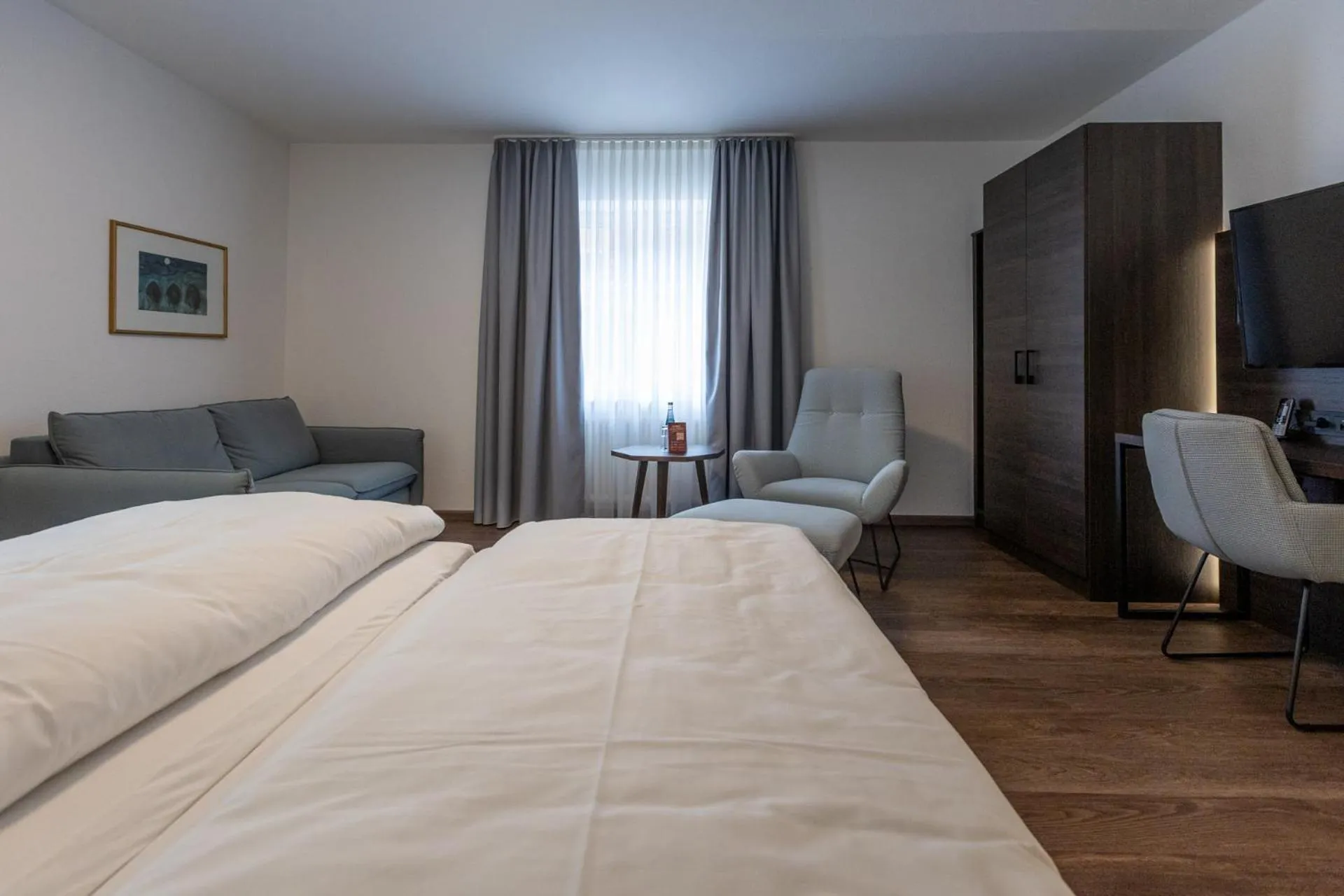 Photo of the whole room, Bed in Hotel Hirsch