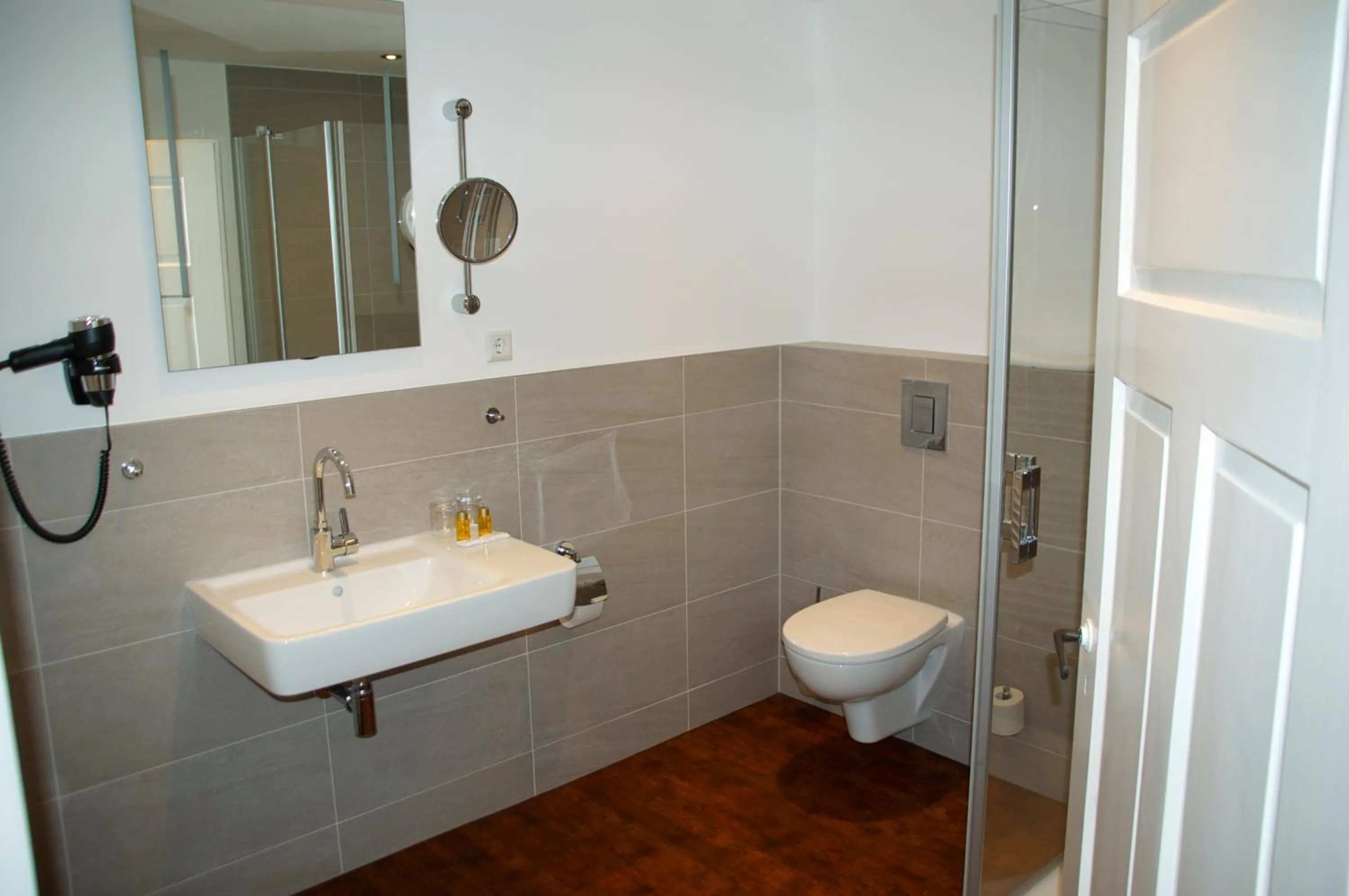 Bathroom in Hotel Hirsch